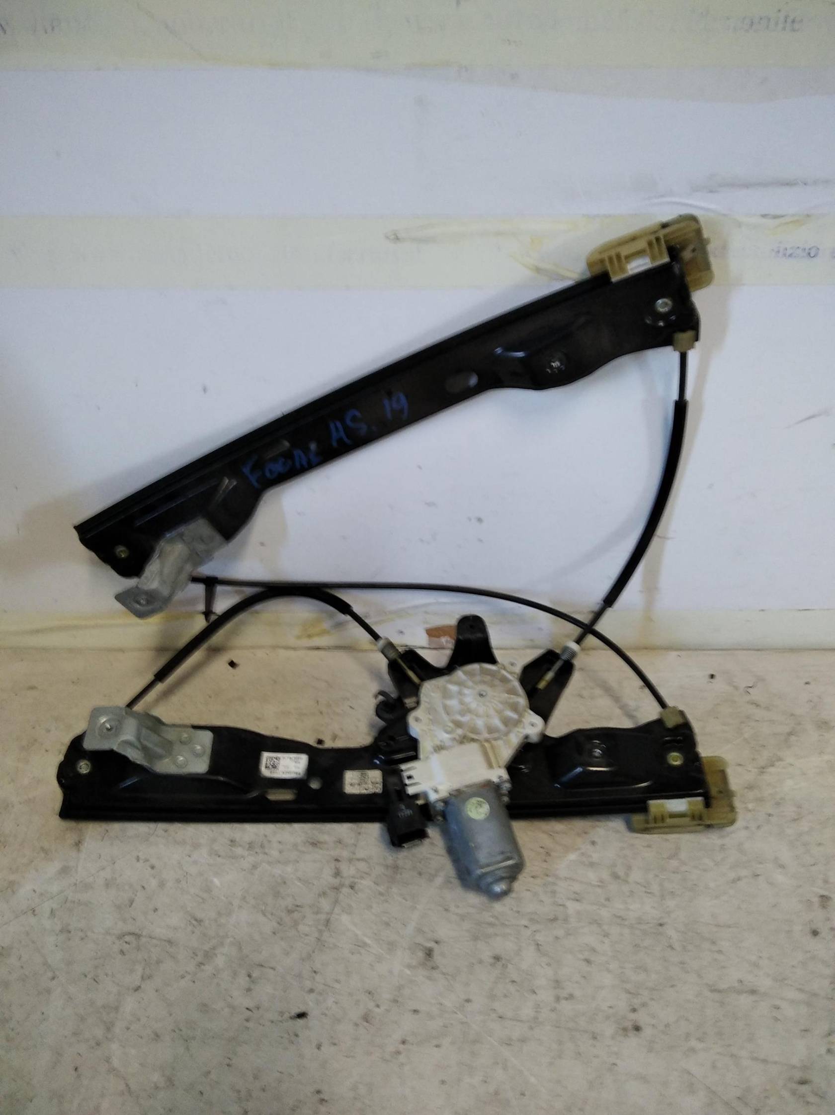 Alzacristallo elettr. porta ant. sx.