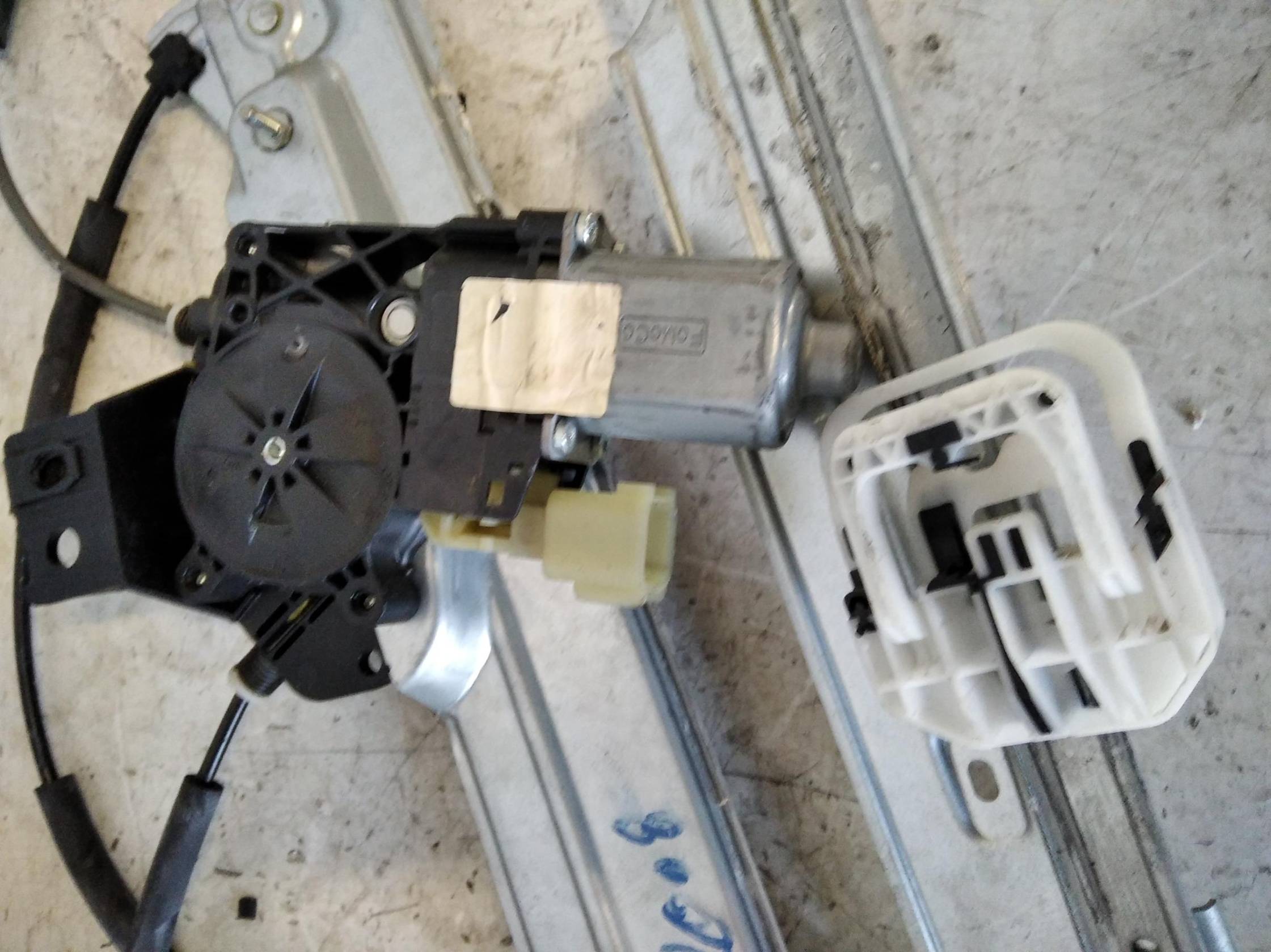 Alzacristallo elettr. porta ant. dx.