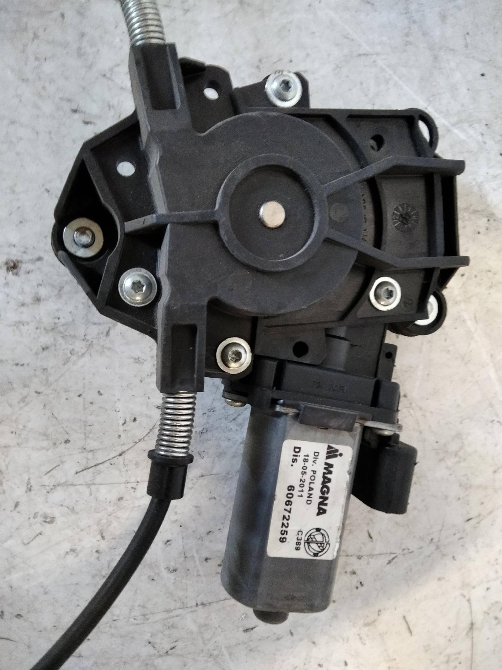 Alzacristallo elettr. porta post. con motorino sx.