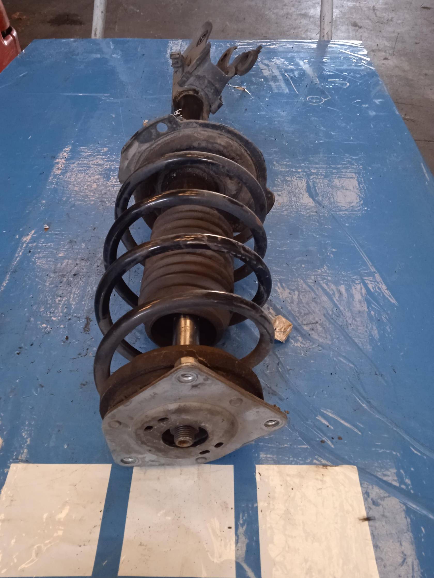 Ammortizzatore ant. sx.