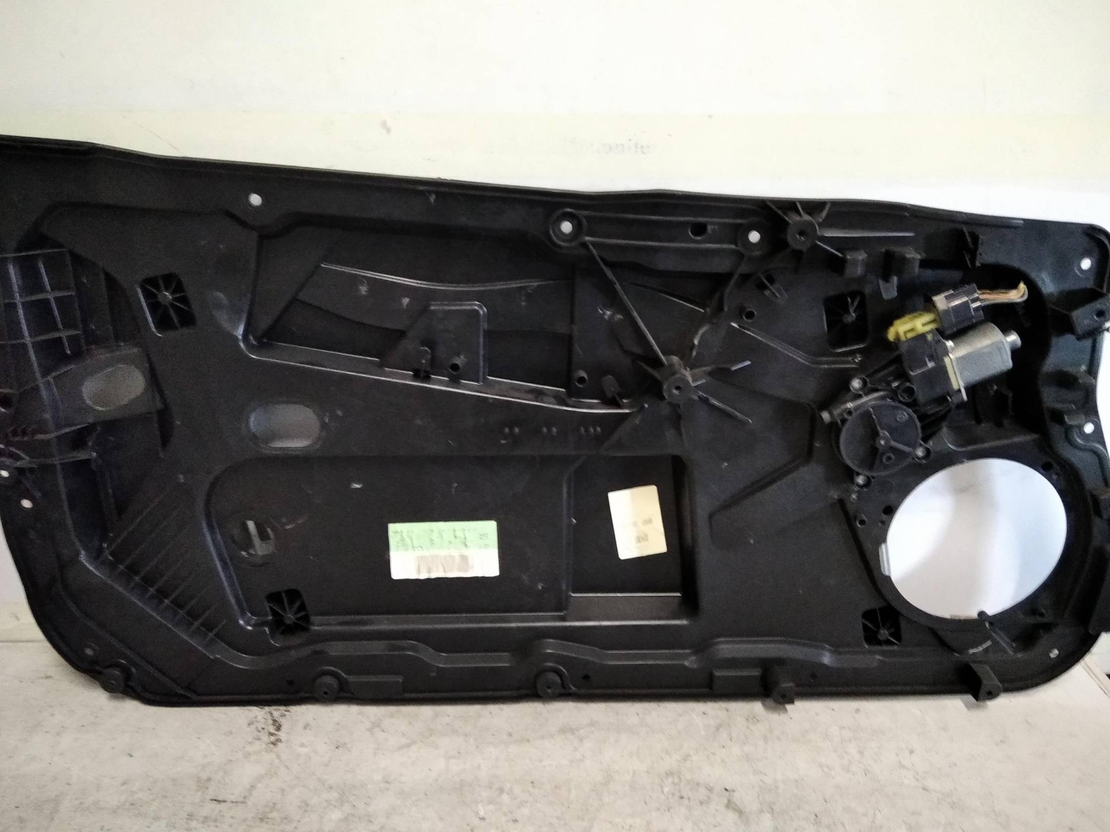 Alzacristallo elettr. porta ant. sx.