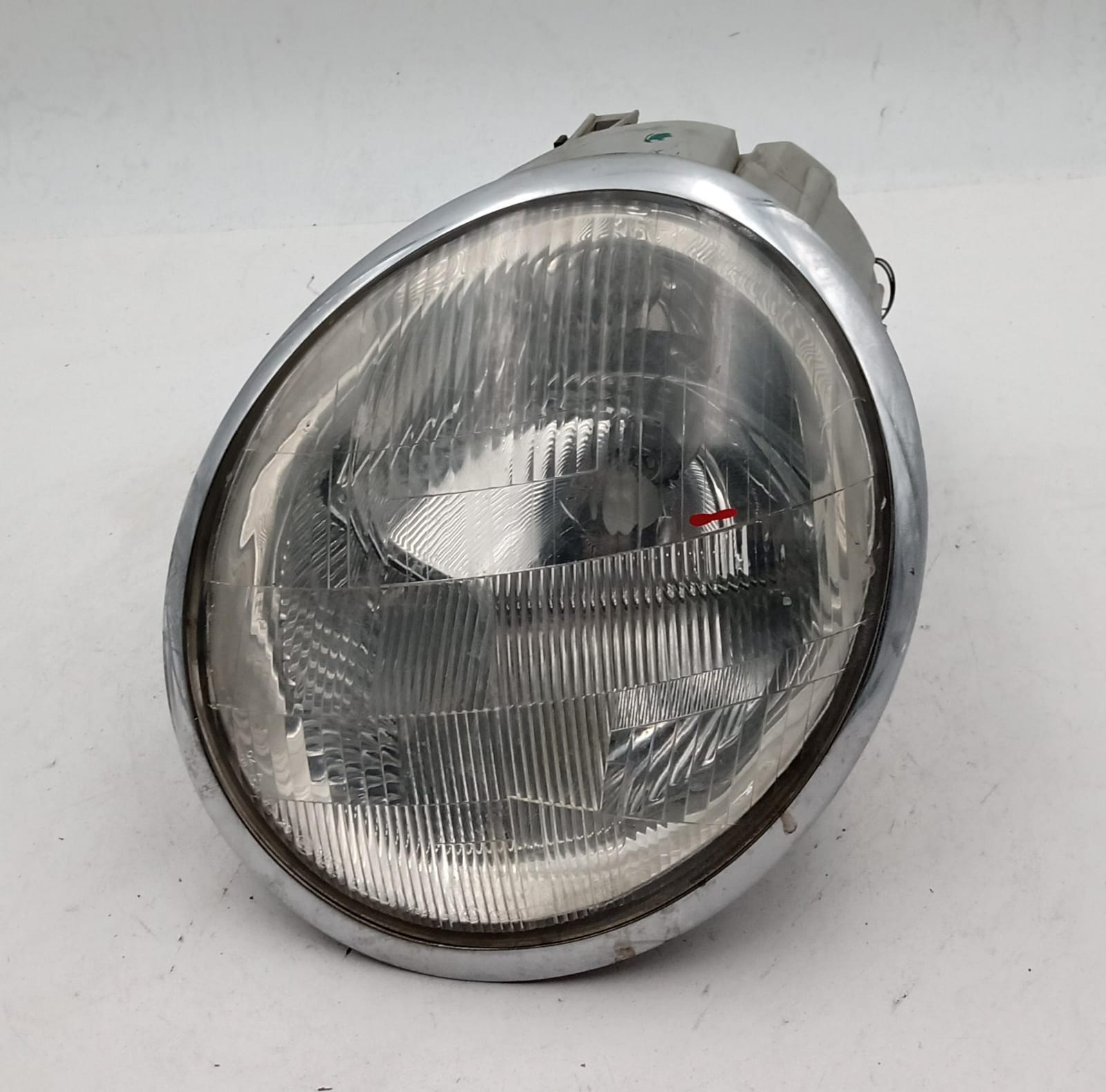 Fanale anteriore sinistro