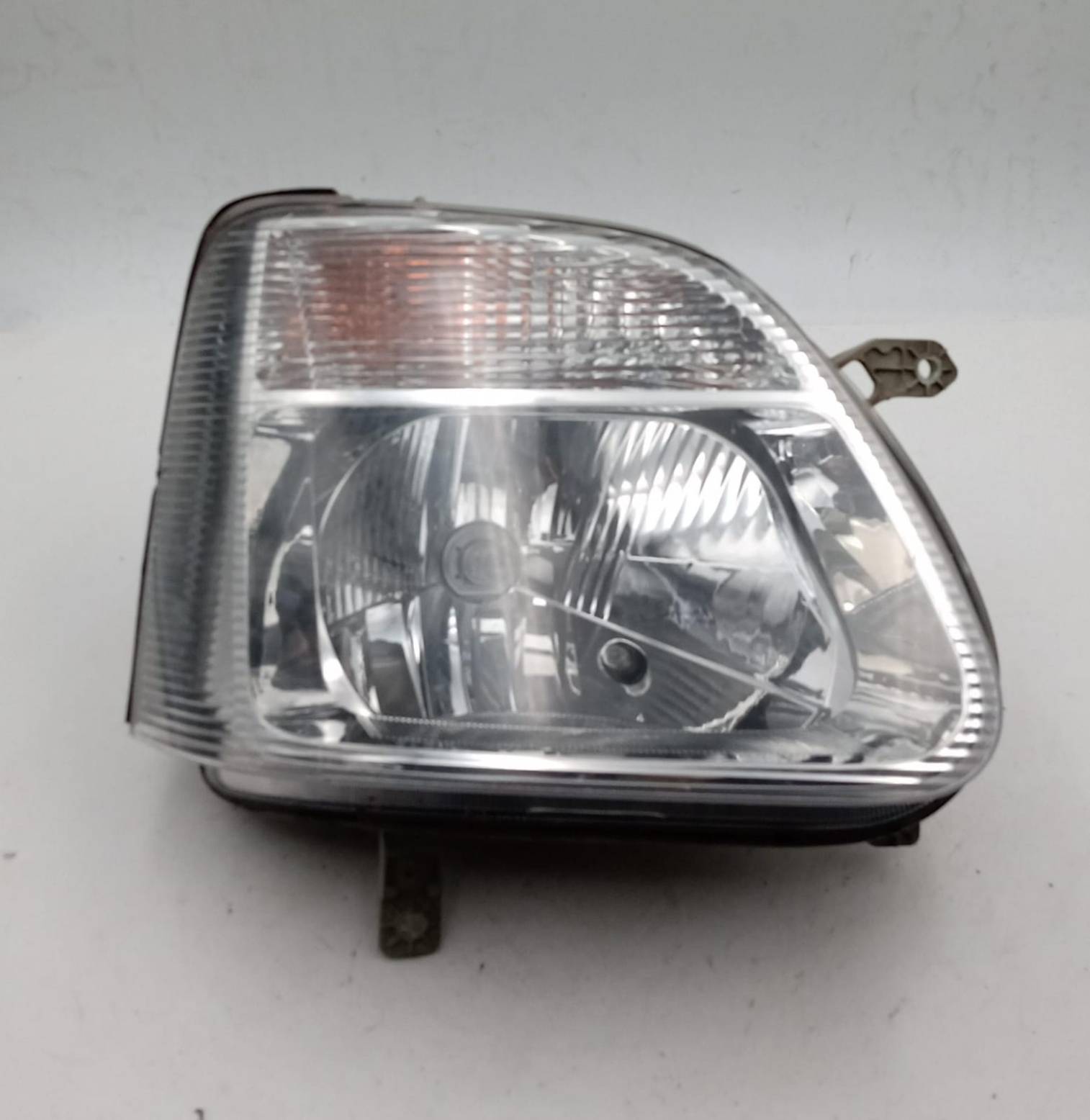 Fanale anteriore destro