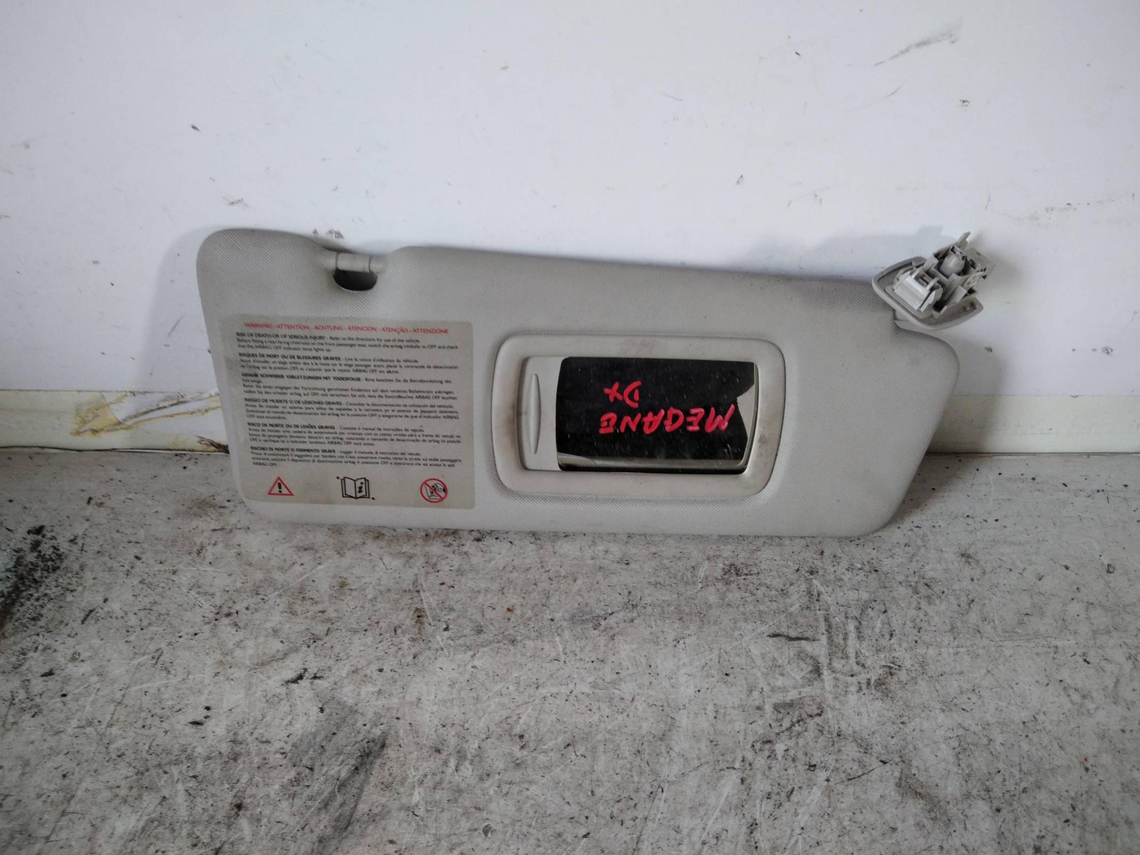 Aletta parasole parabrezza dx.