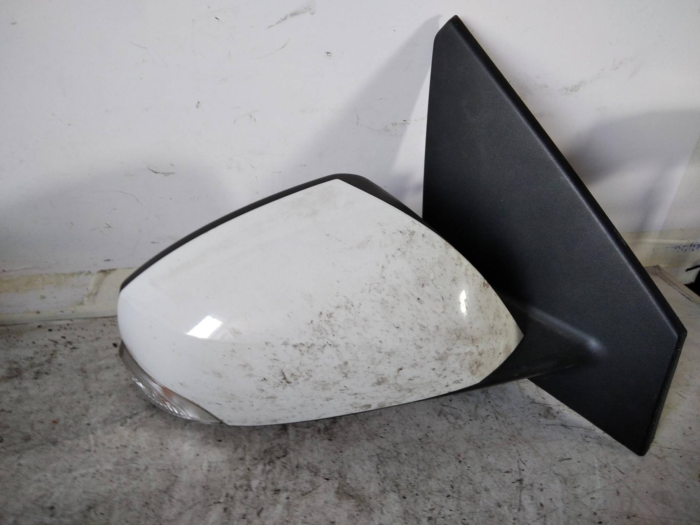 Retrovisore est. regolaz. elettr. dx.