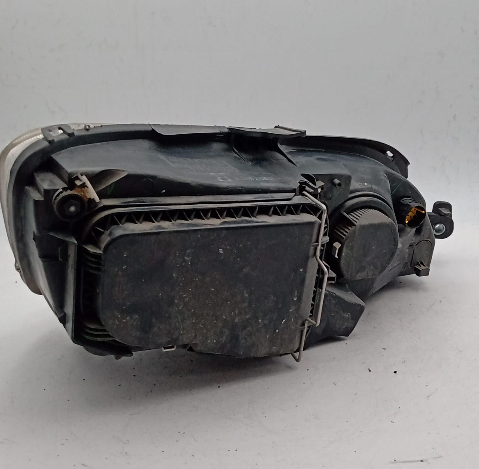 Fanale anteriore sinistro