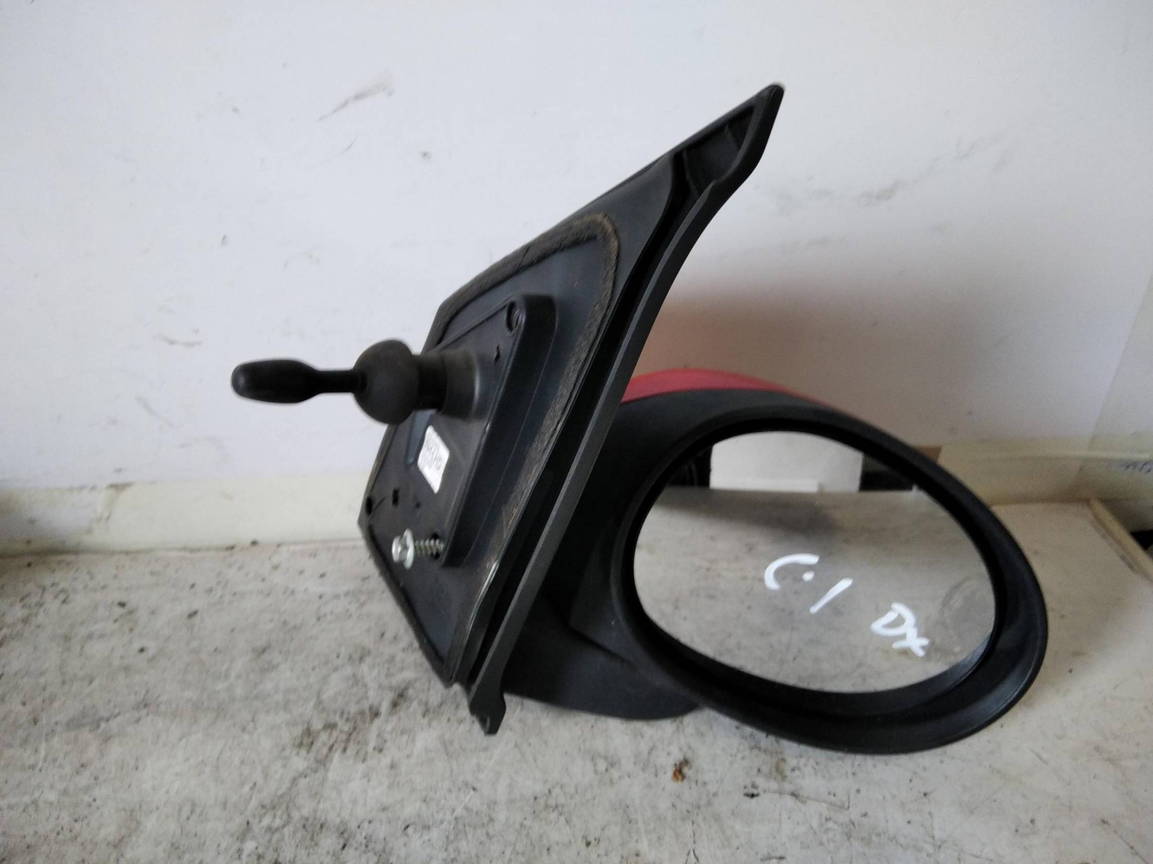 Retrovisore est. dx.