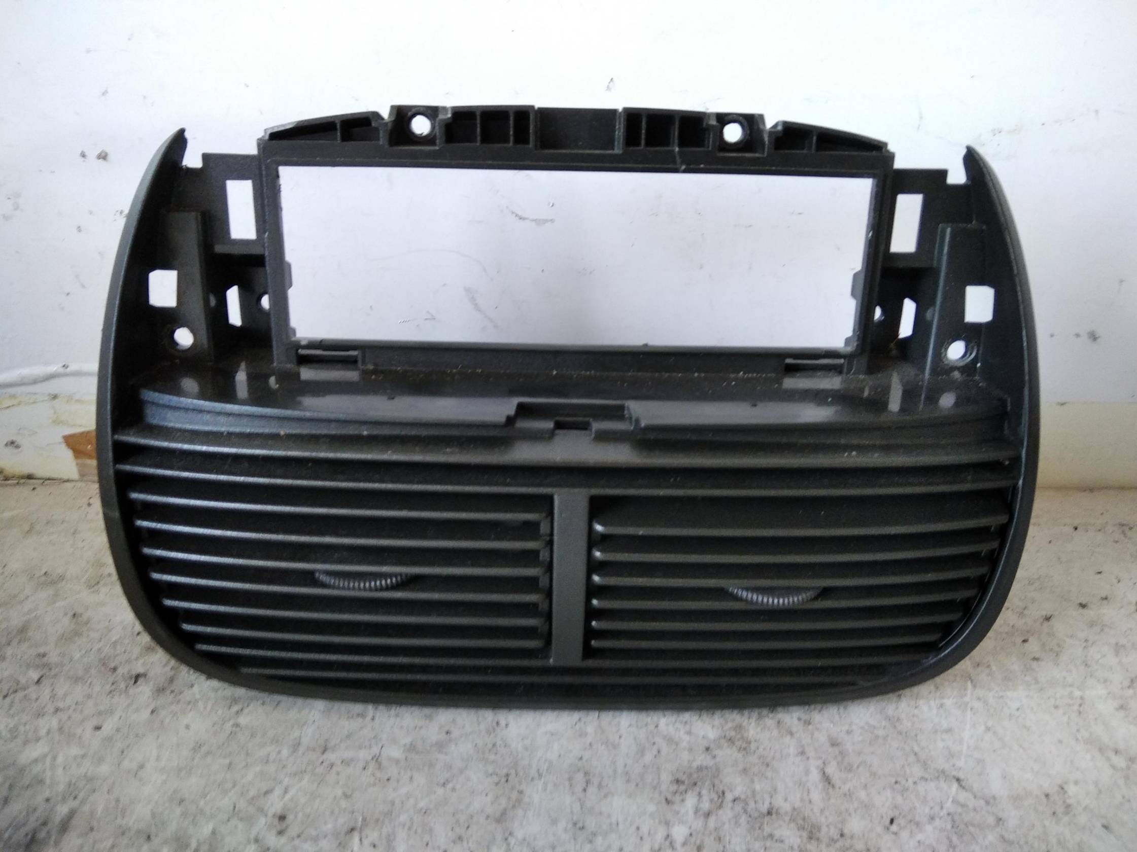 Bocchetta aria centr. cruscotto