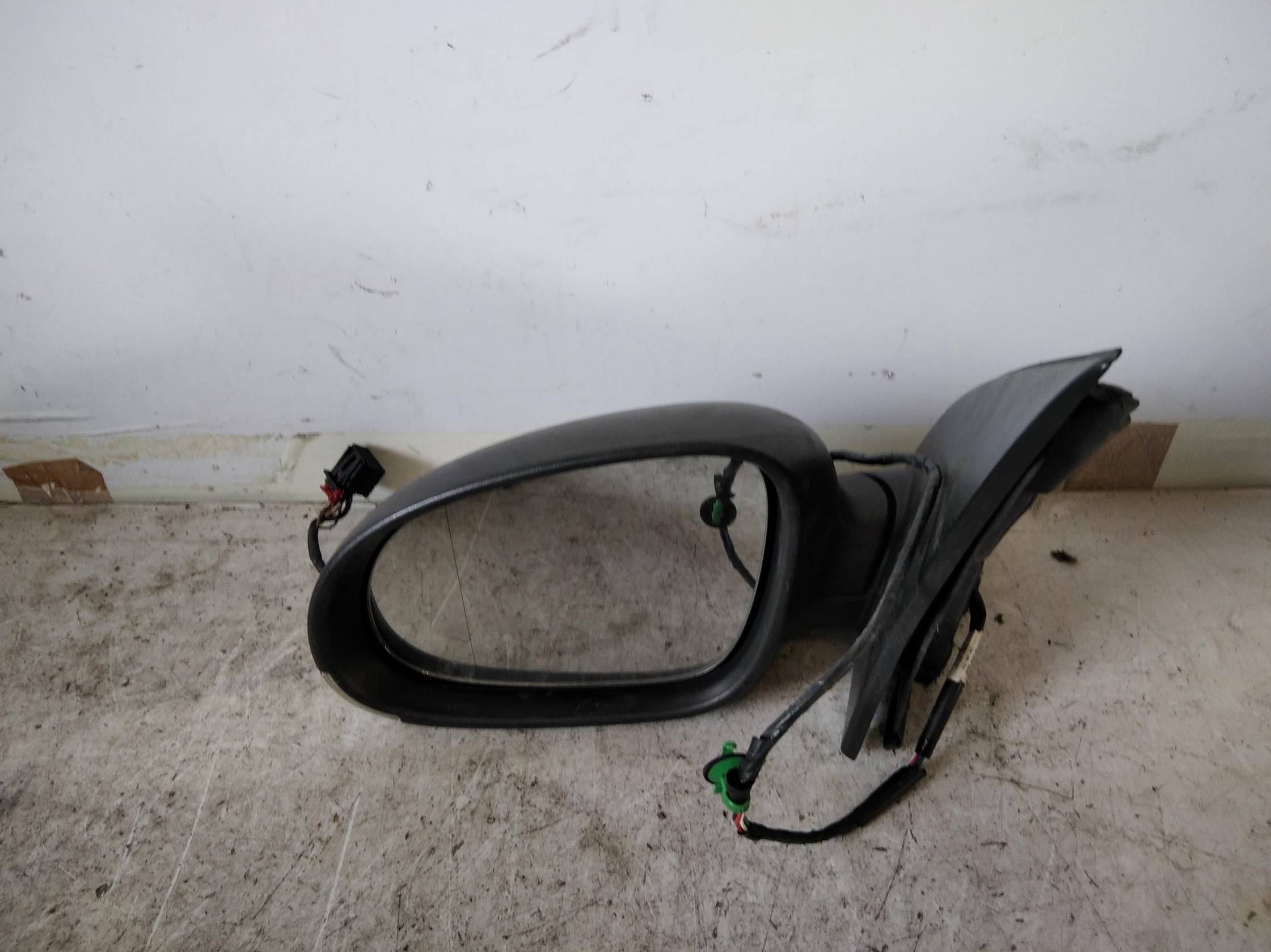 Retrovisore est. regolaz. elettr. sx.