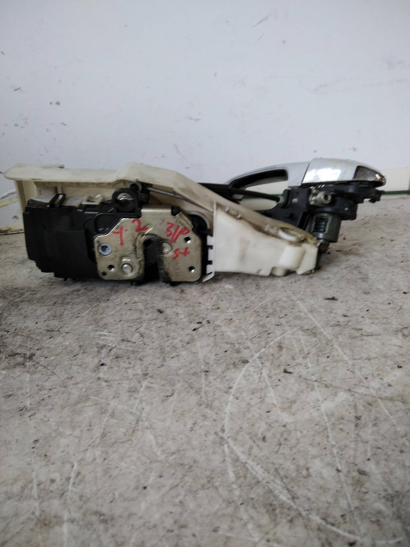 Serratura porta ant. sx.