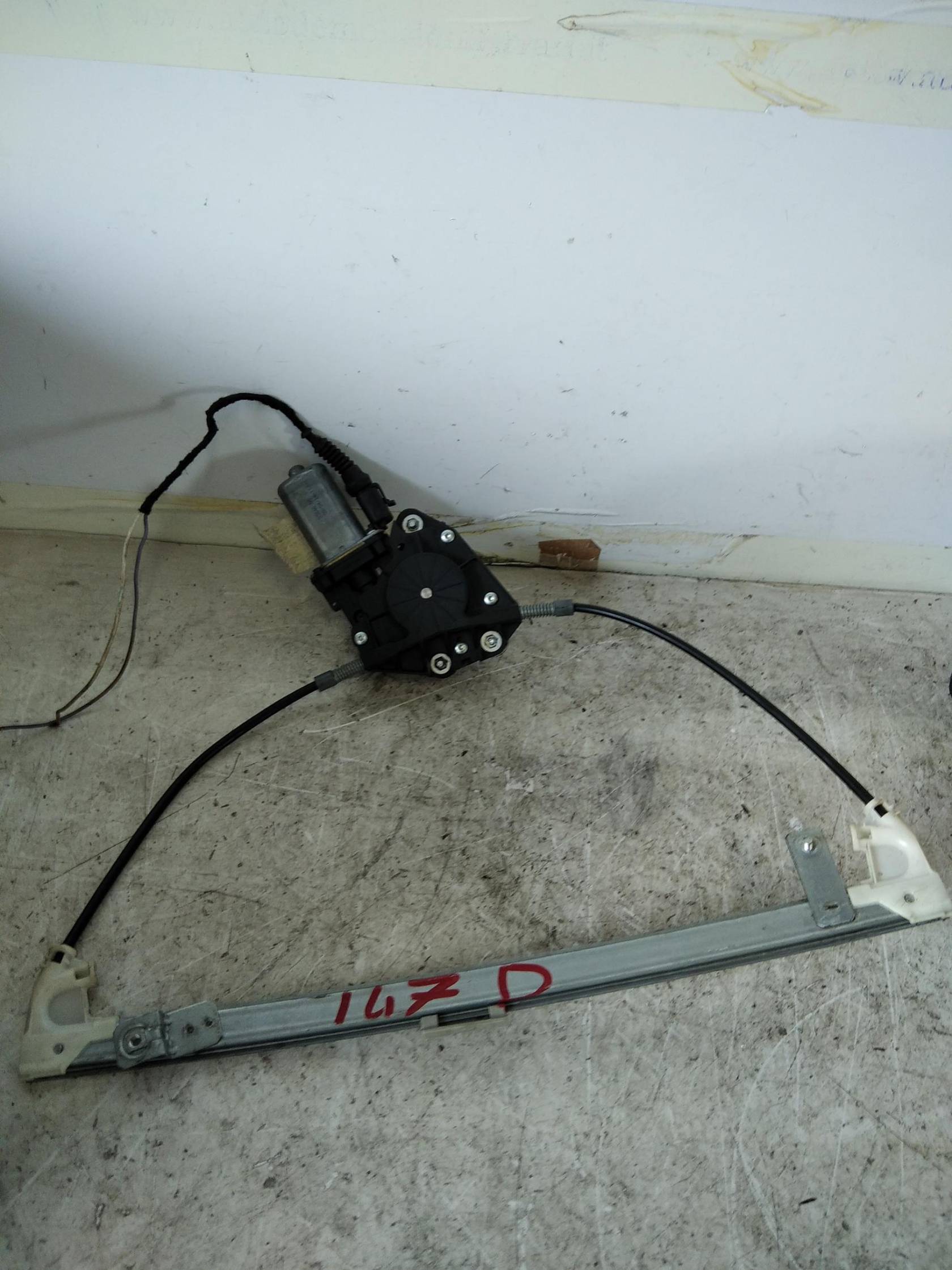 Alzacristallo elettr. porta ant. dx.