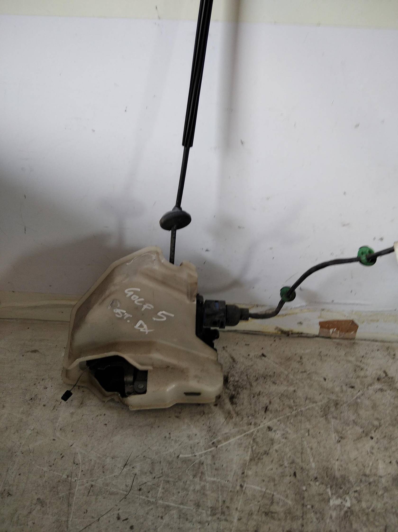 Serratura porta post. dx.