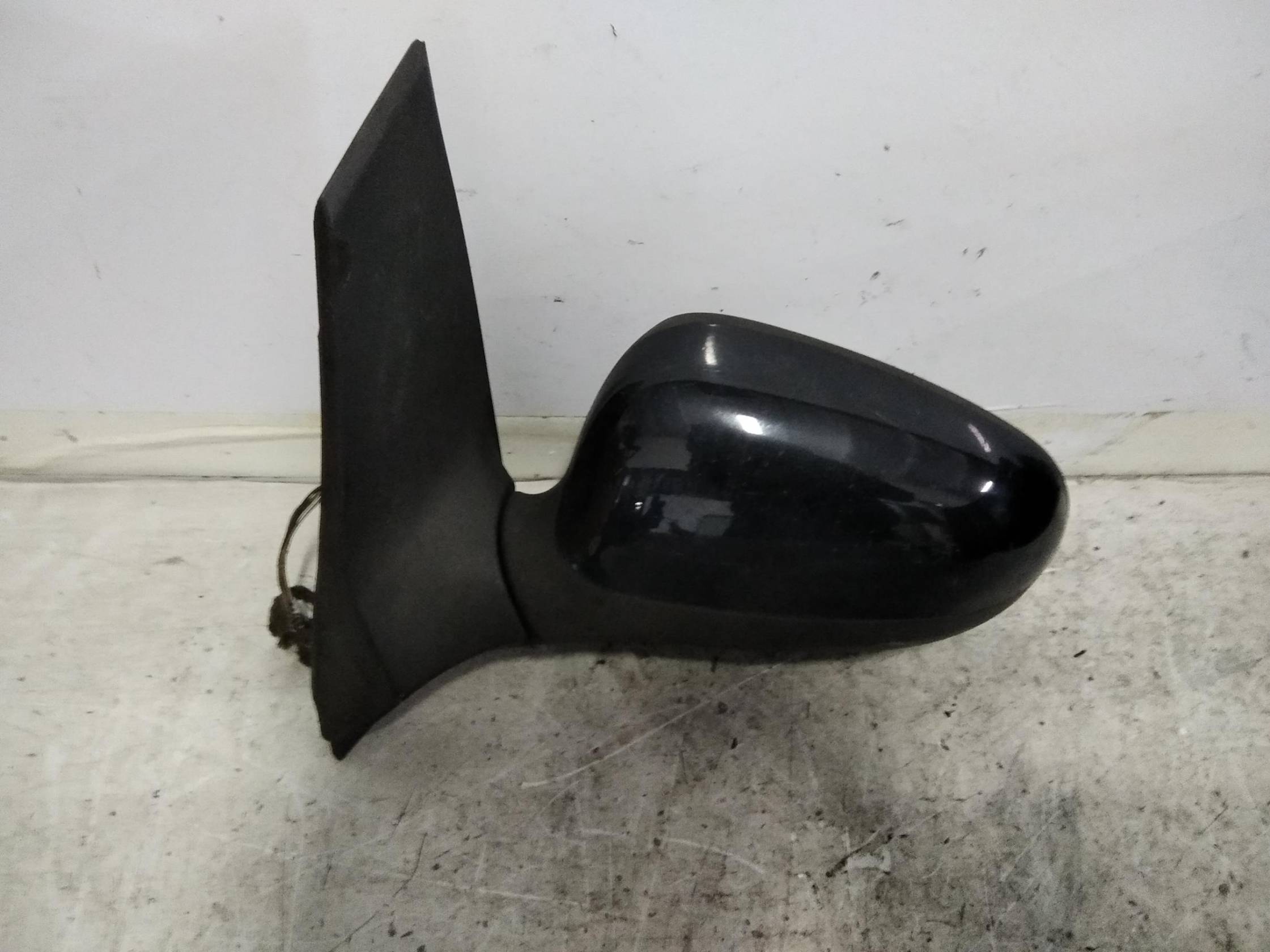 Retrovisore est. dx.