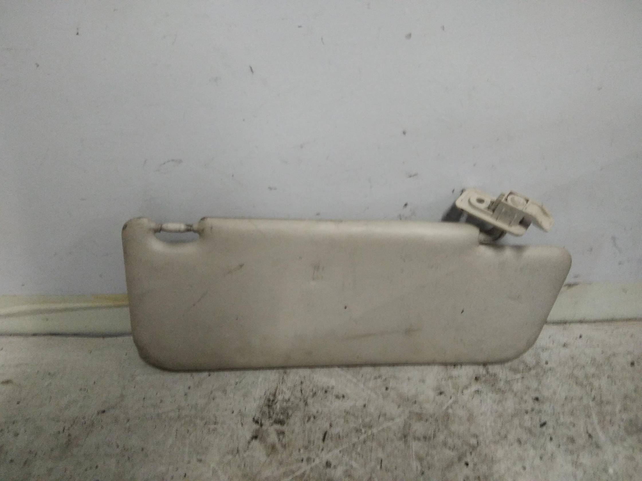 Aletta parasole parabrezza sx.