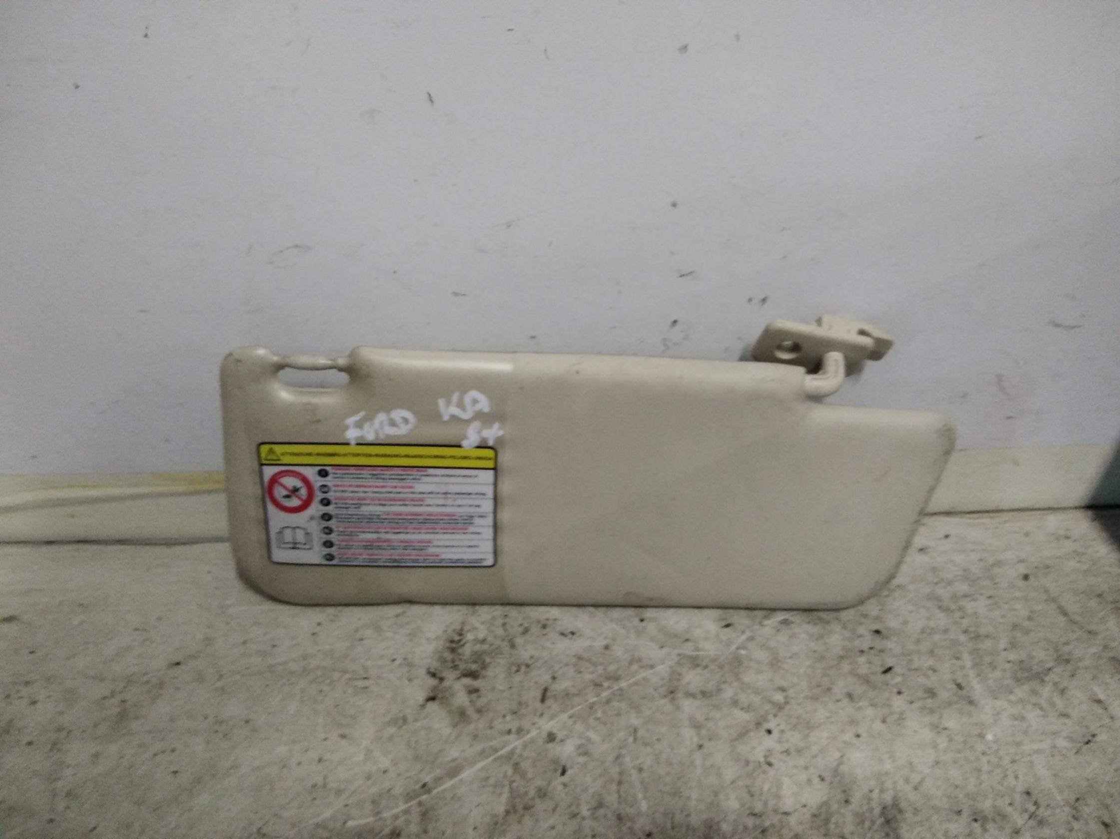 Aletta parasole parabrezza dx.