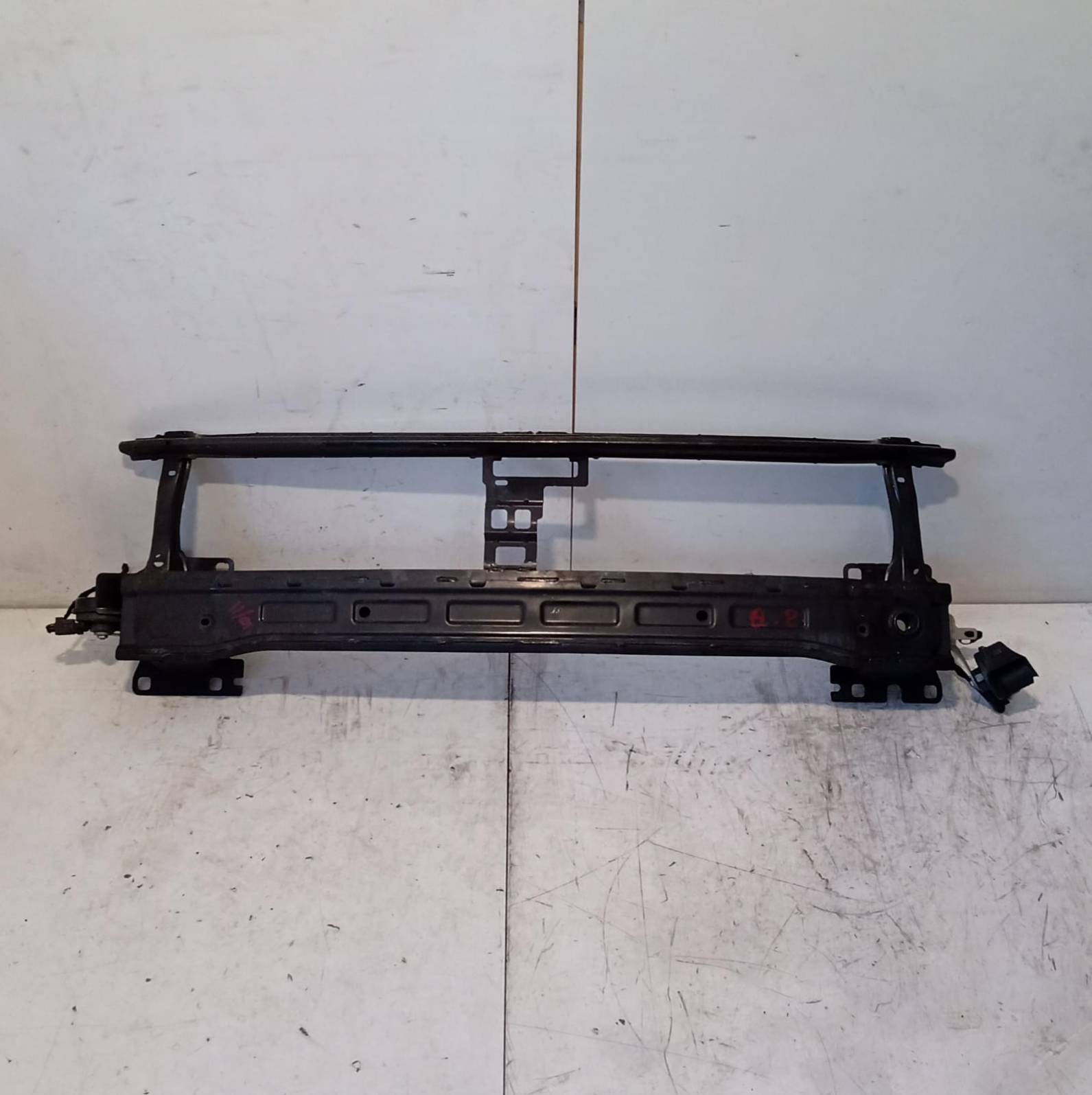 Traversa paraurti anteriore