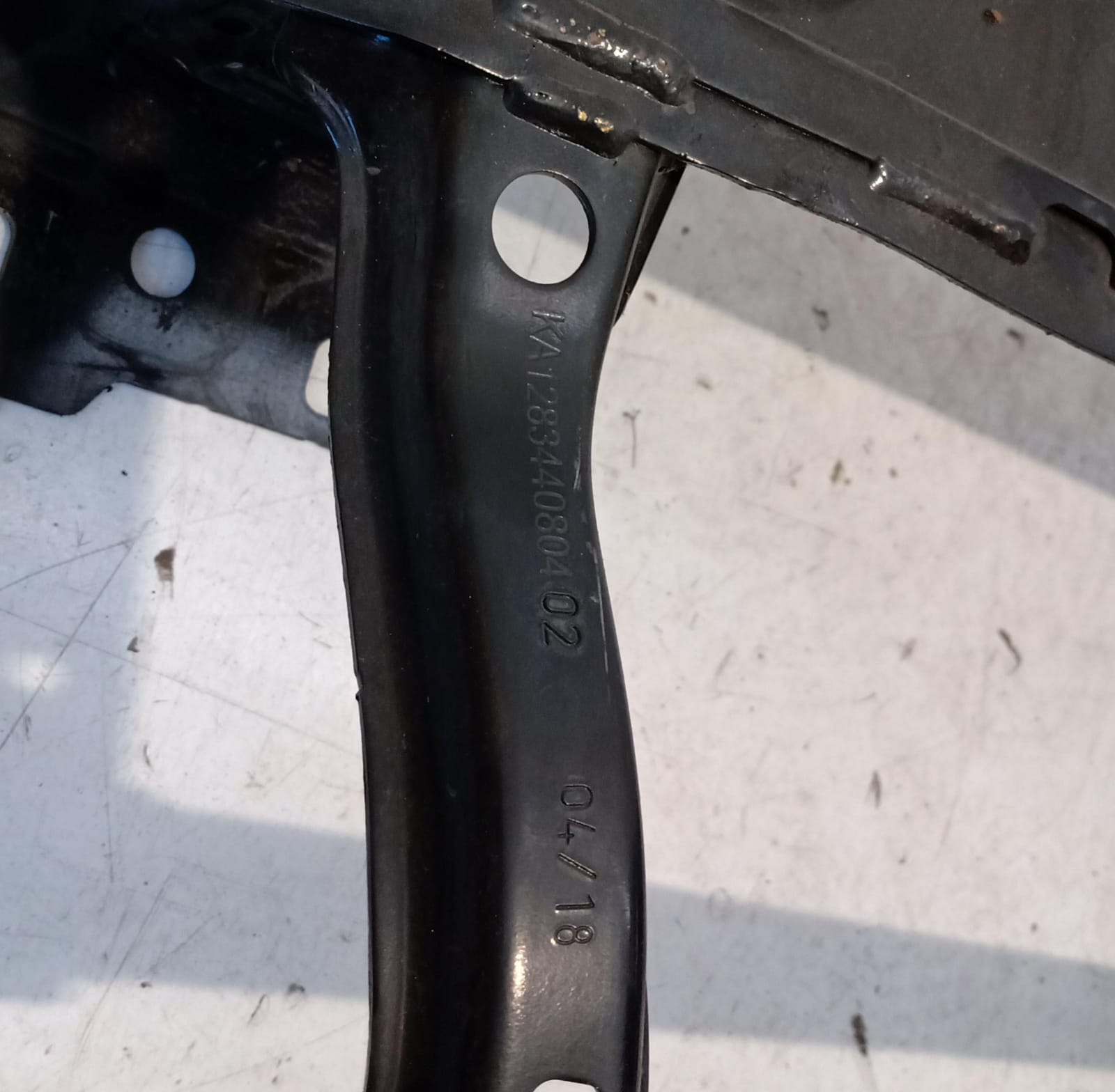 Traversa paraurti anteriore