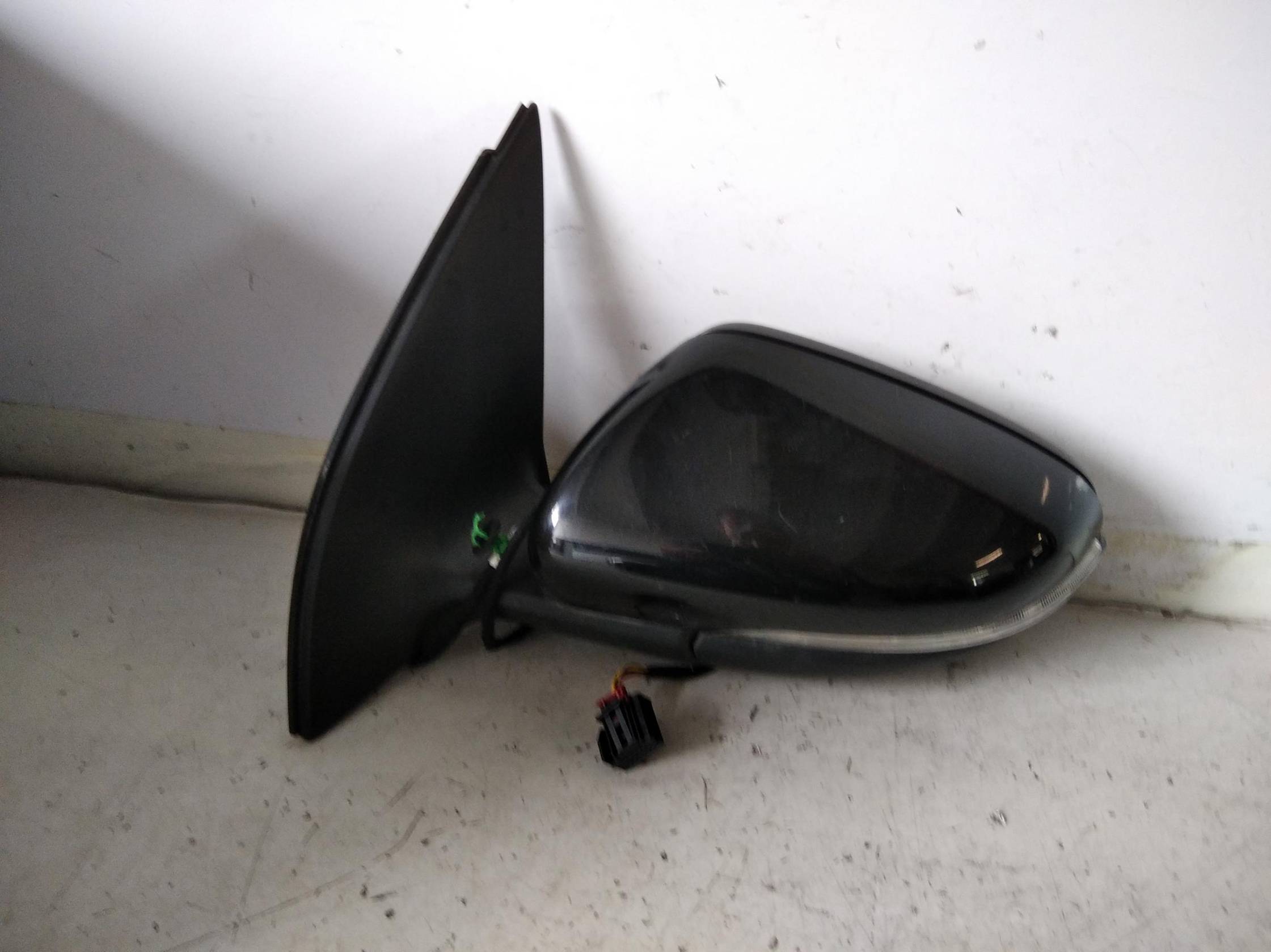 Retrovisore est. regolaz. elettr. sx.