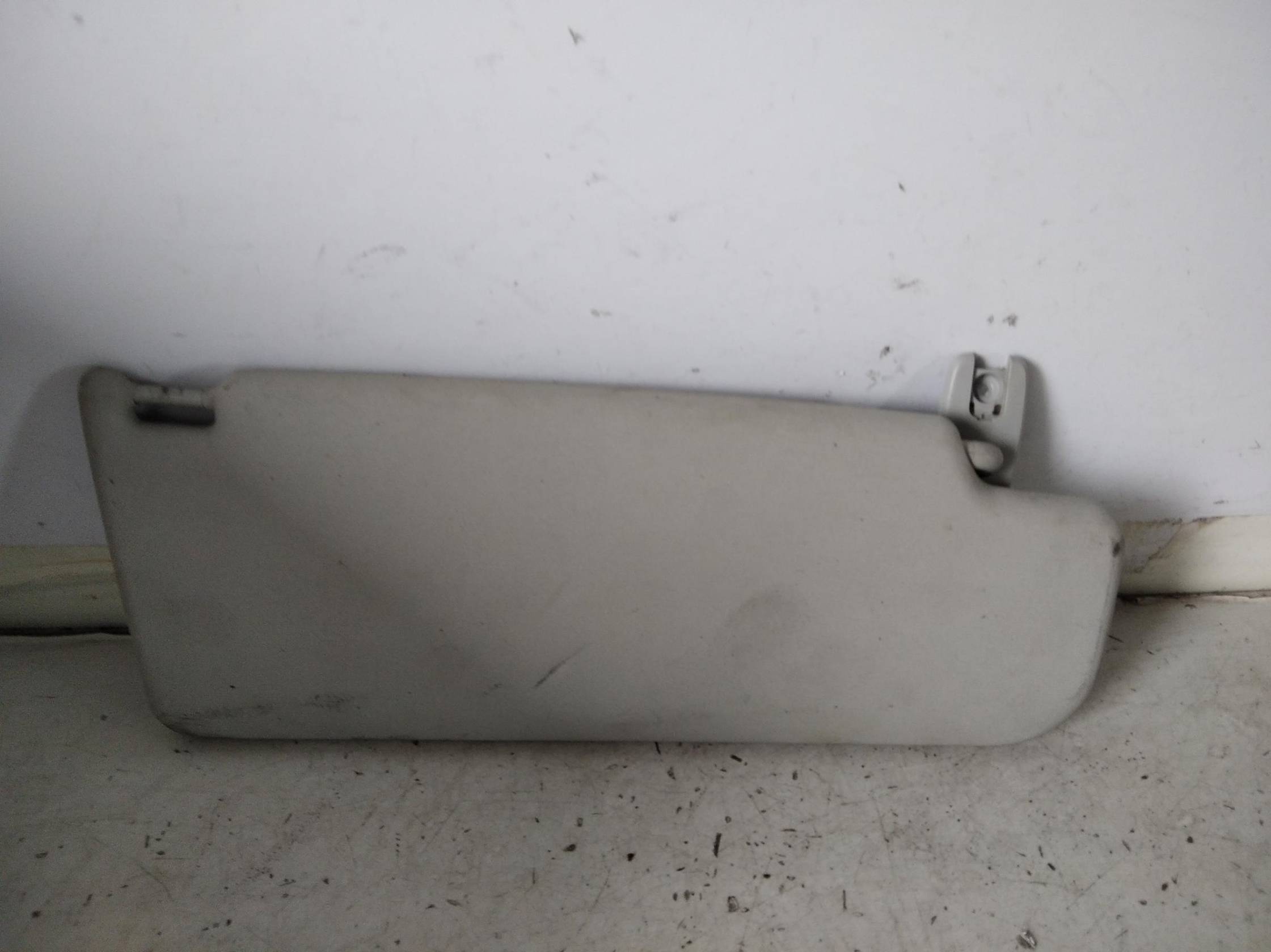 Aletta parasole parabrezza sx.