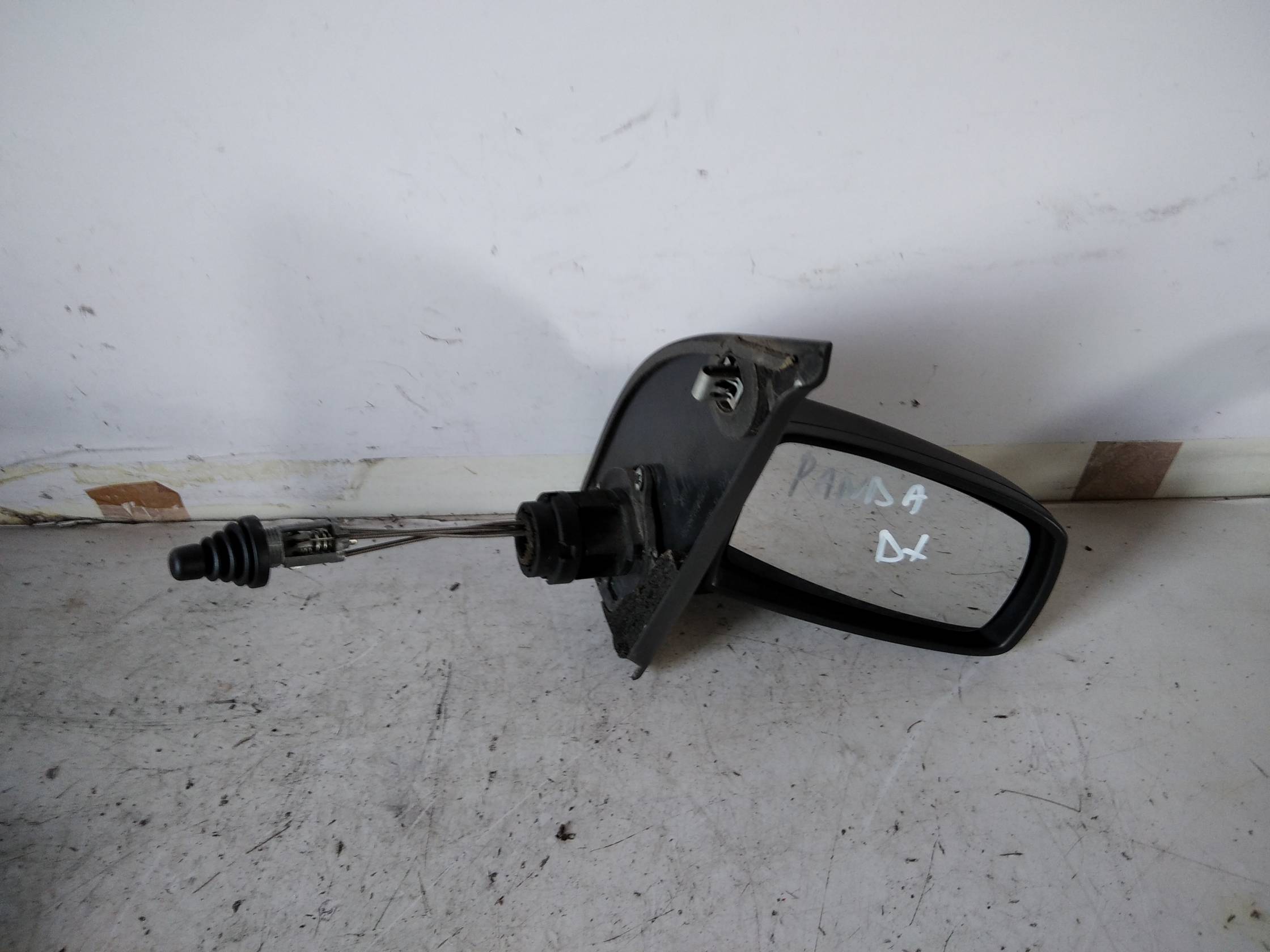 Retrovisore est. dx.