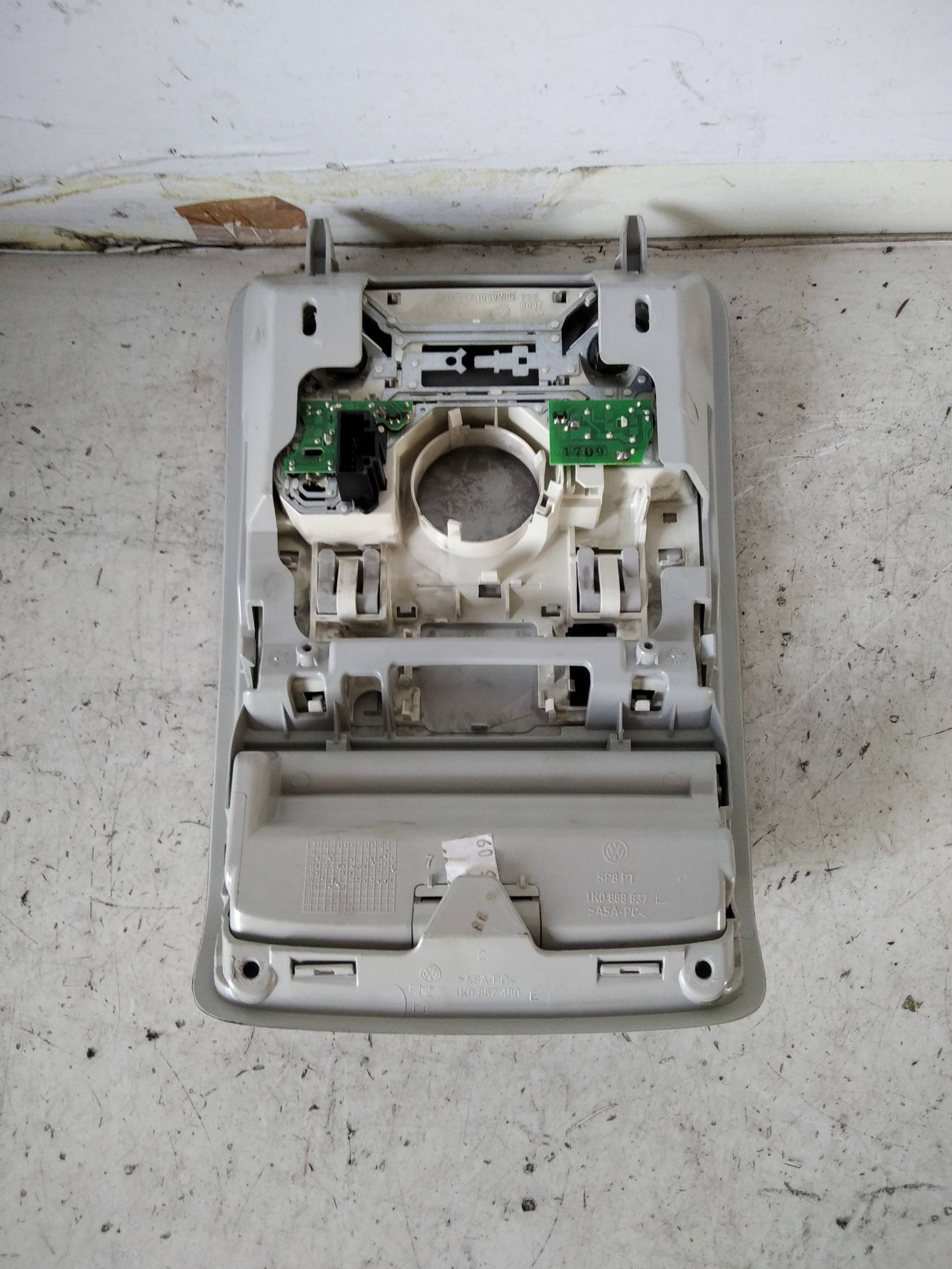 Luce cortesia ant. tetto