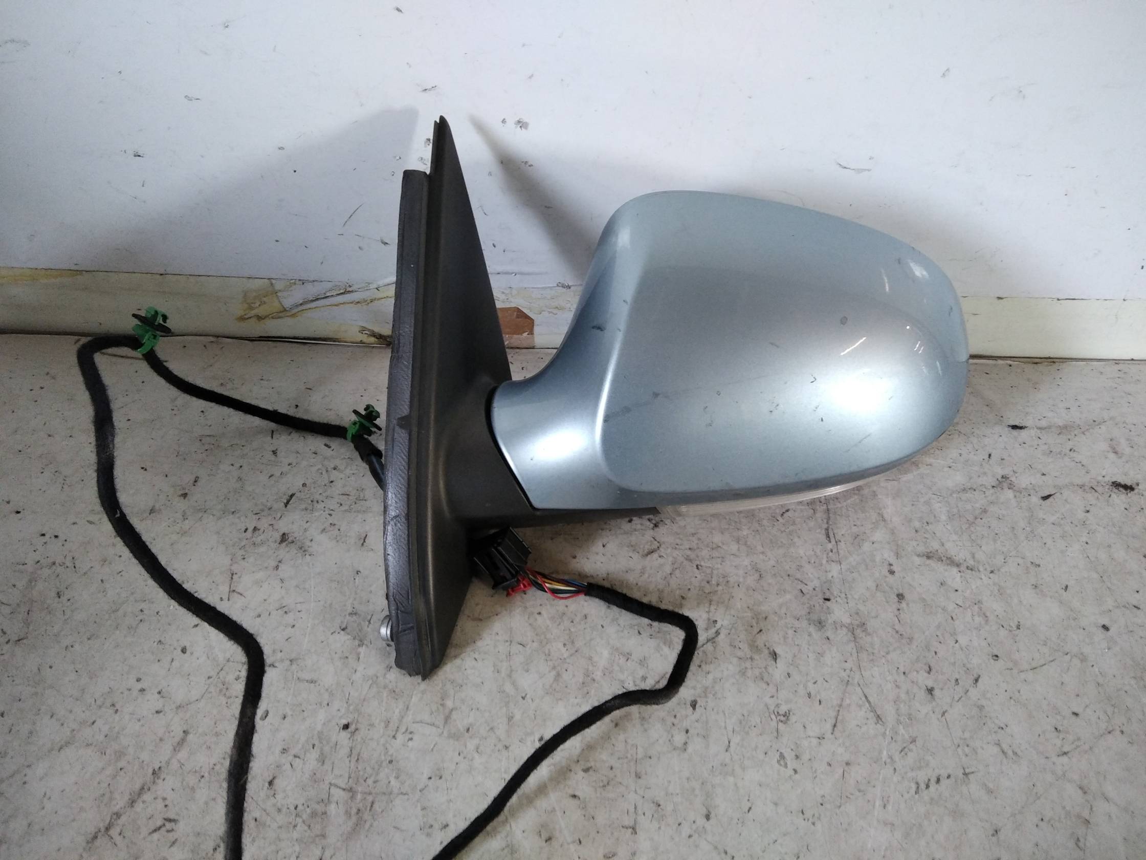 Retrovisore est. regolaz. elettr. sx.