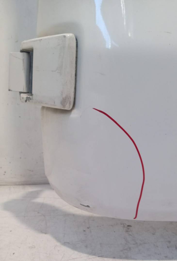 Porta posteriore sinistra Porta posteriore sinistra