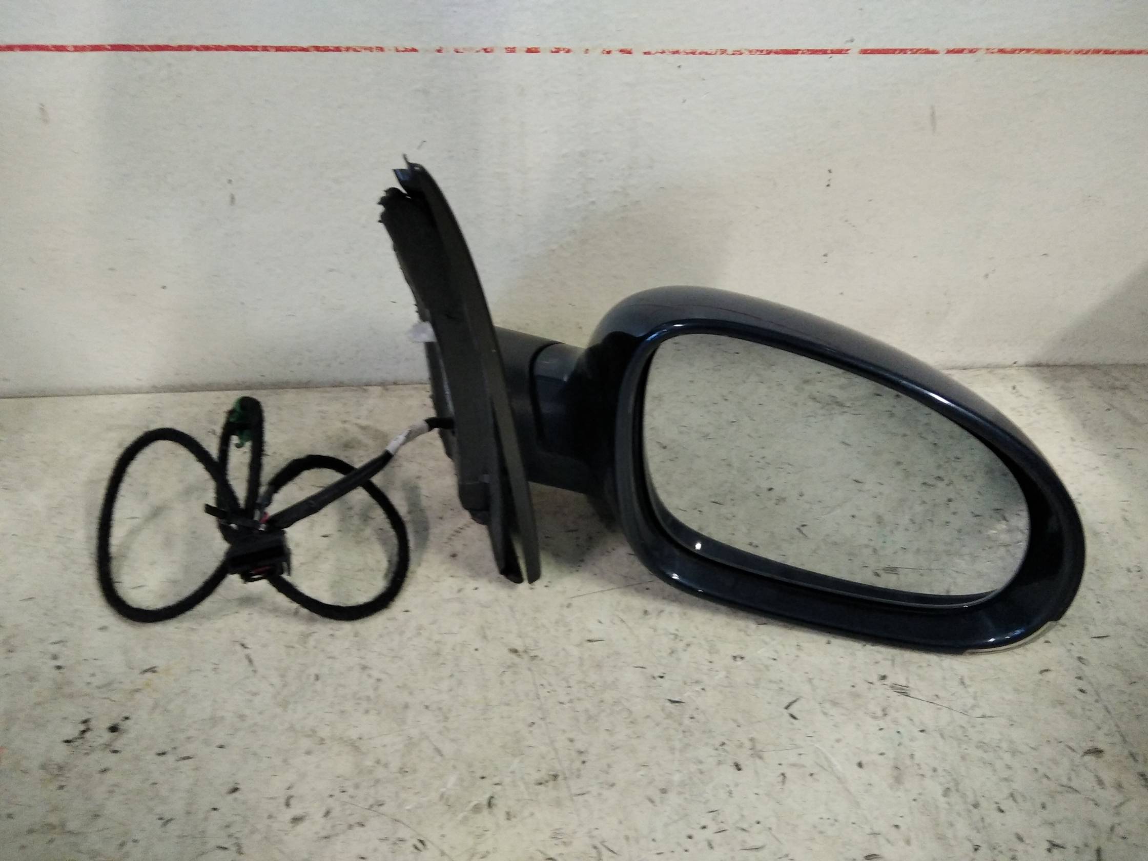 Retrovisore est. regolaz. elettr. dx.