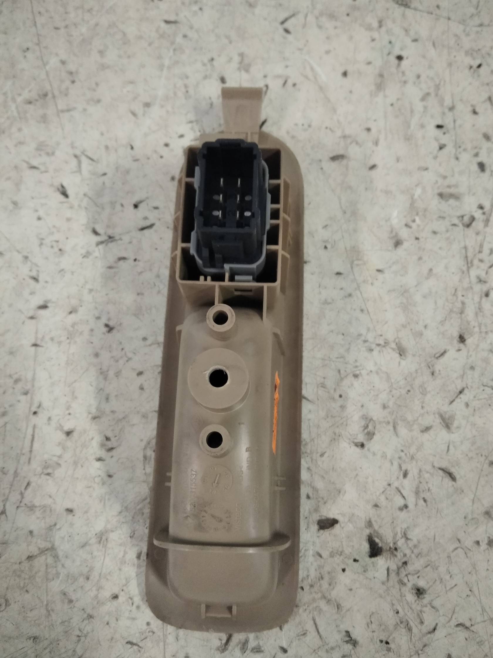 Interruttore alzacristalli porta post. sx.