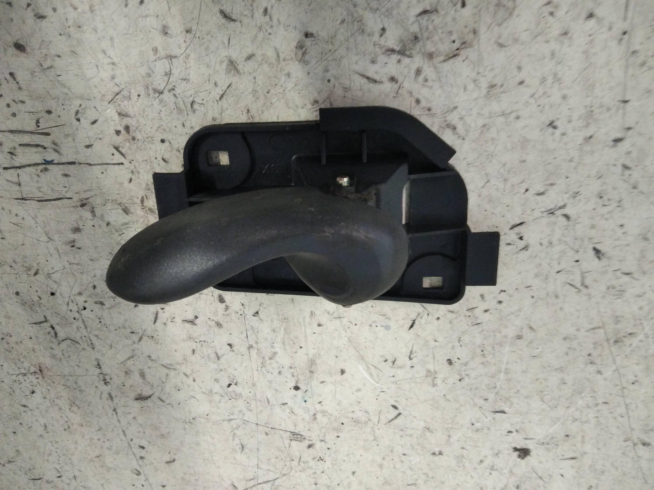 Maniglia int. apertura  porta ant. sx.