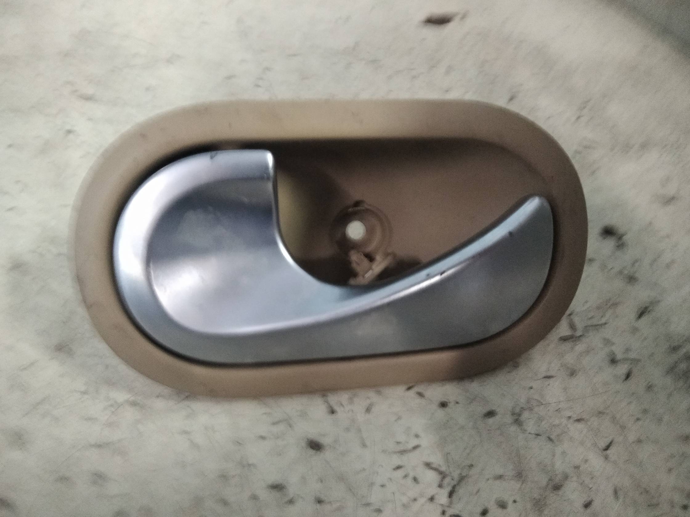 Maniglia int. apertura porta post. sx.