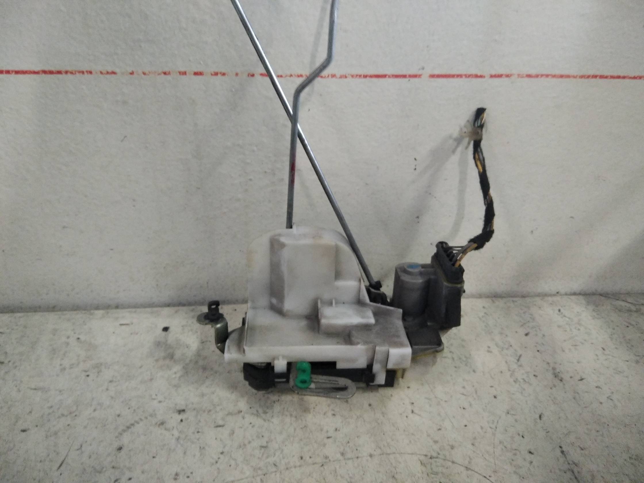 Serratura porta ant. dx.