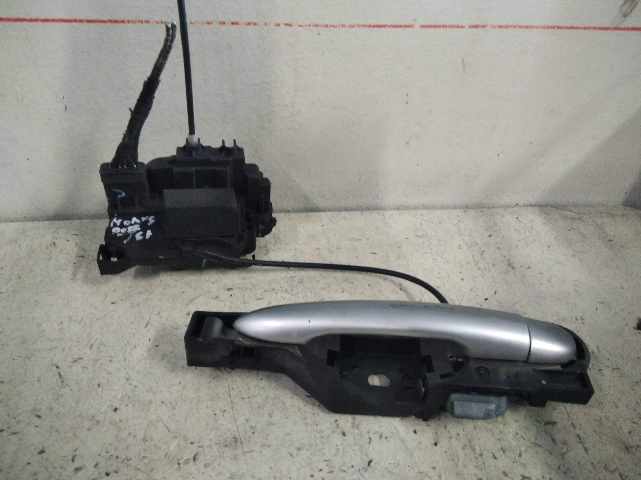 Serratura porta post. sx.