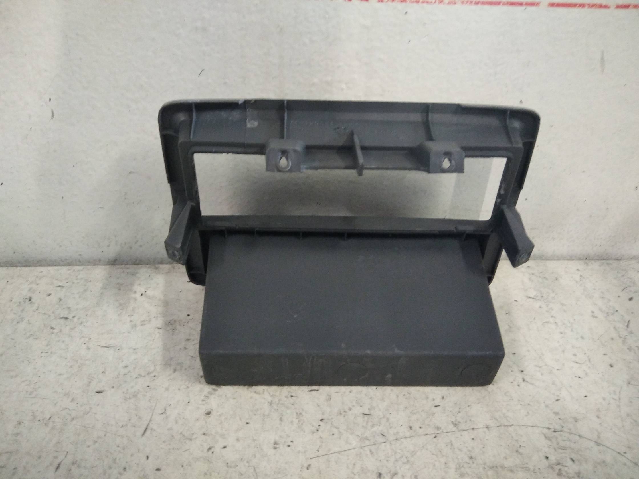 Cornice portastrumenti