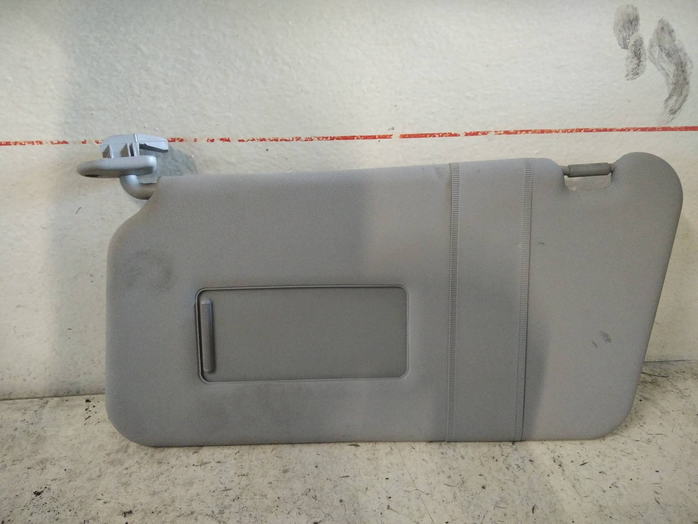 Aletta parasole parabrezza sx.