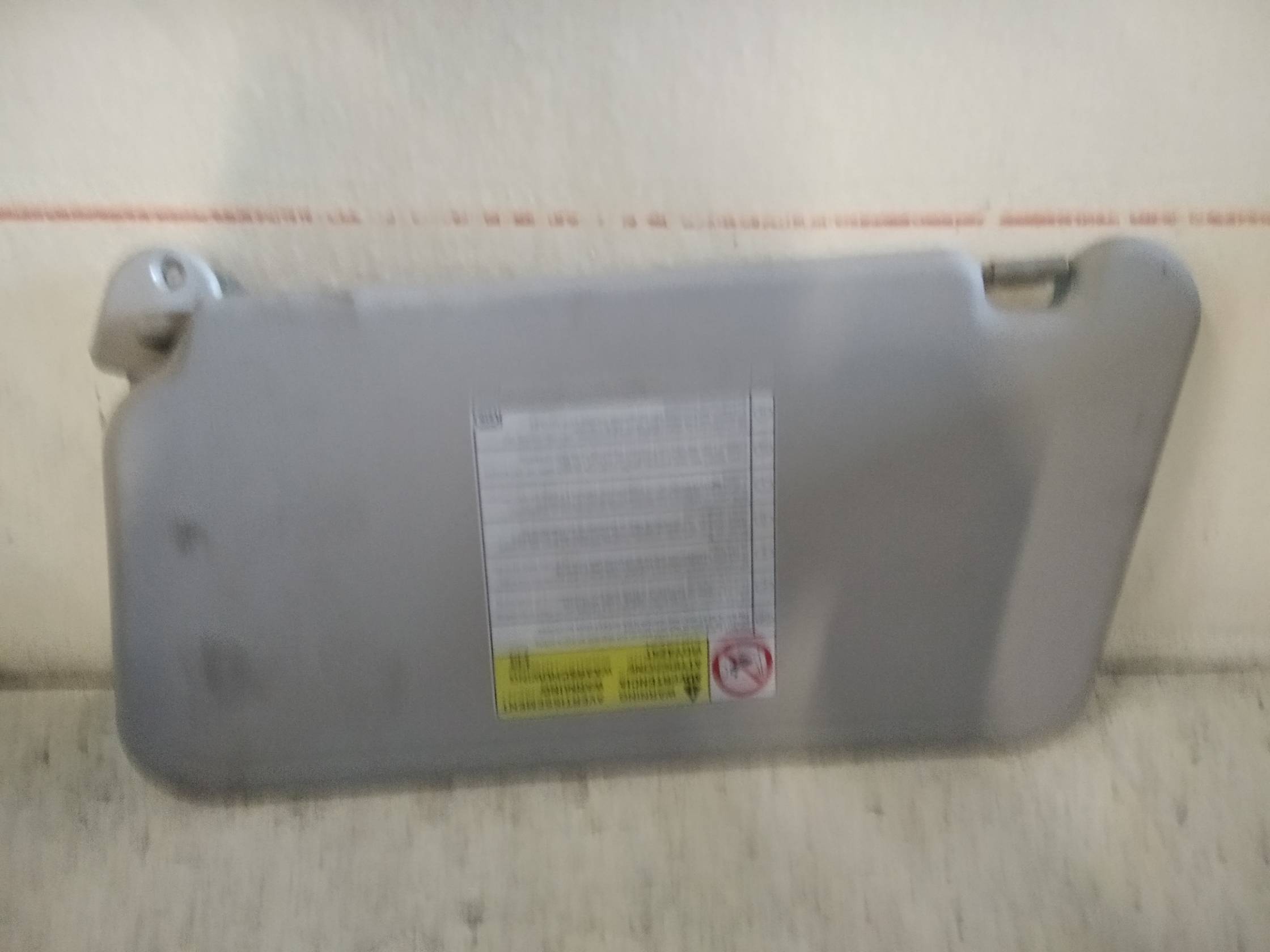 Aletta parasole parabrezza dx.