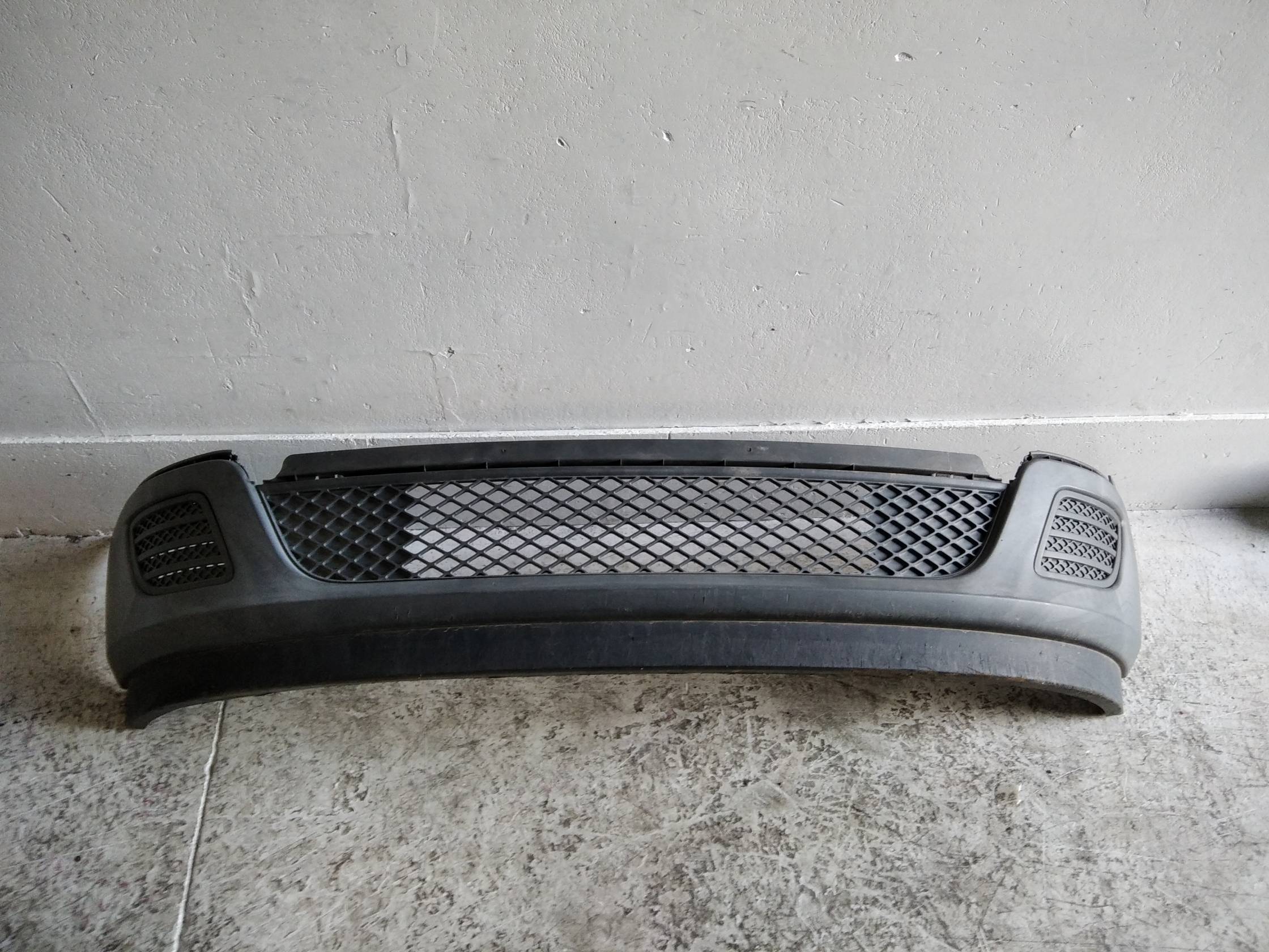 Paraurti ant. parte inf.