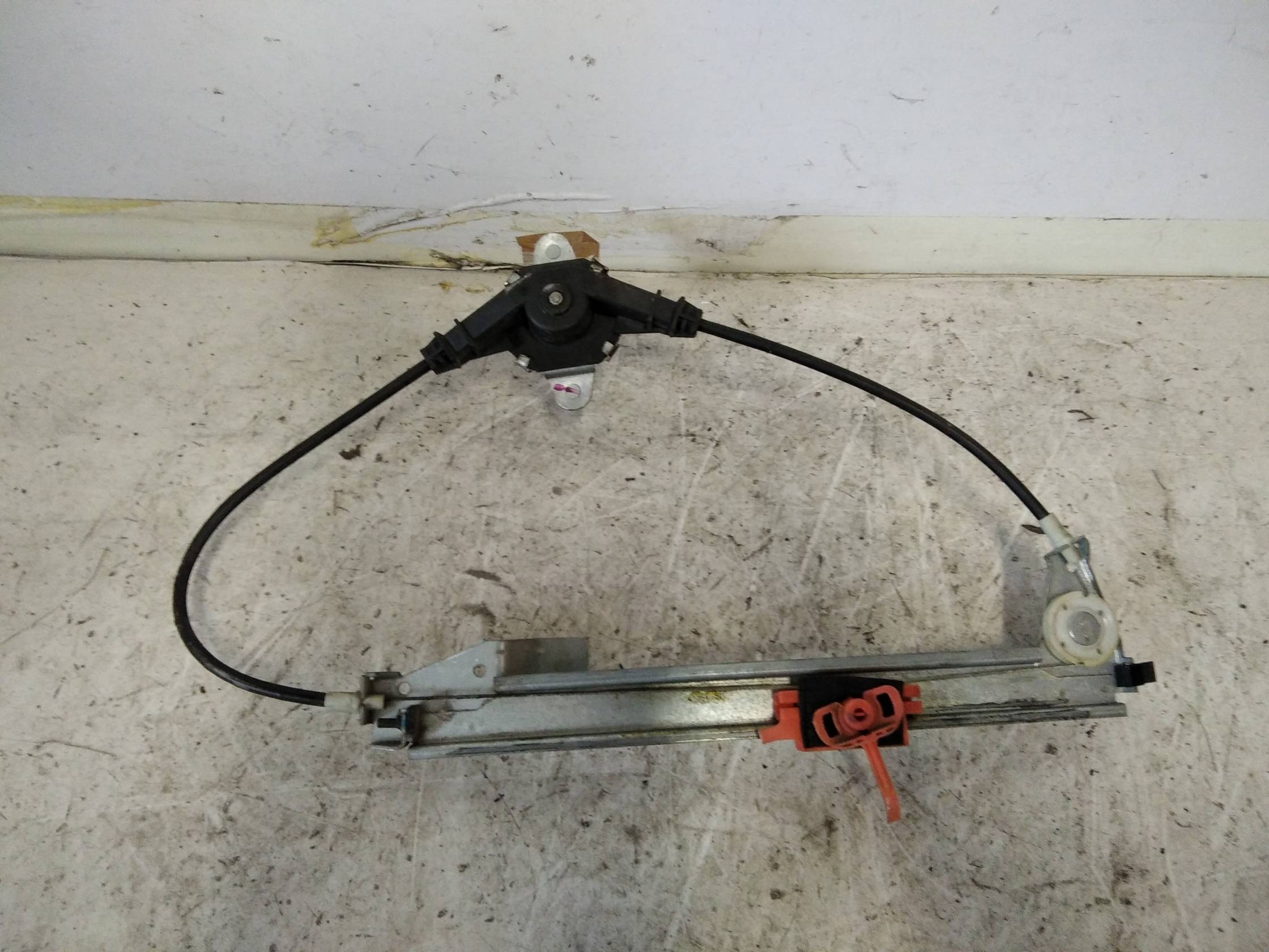 Alzacristallo porta post. sx.