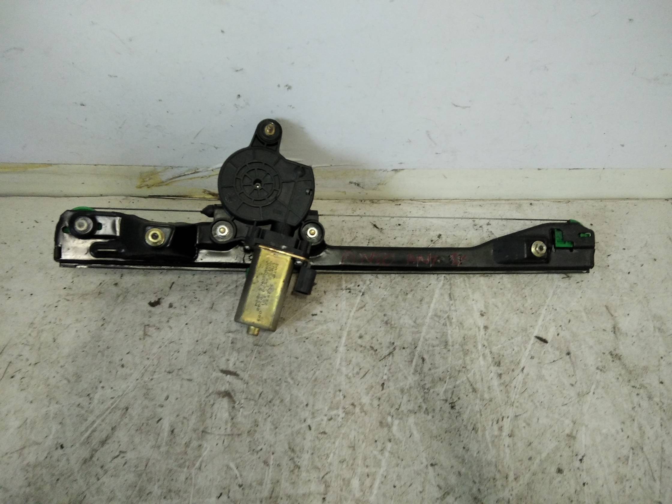 Alzacristallo elettr. porta ant. sx.