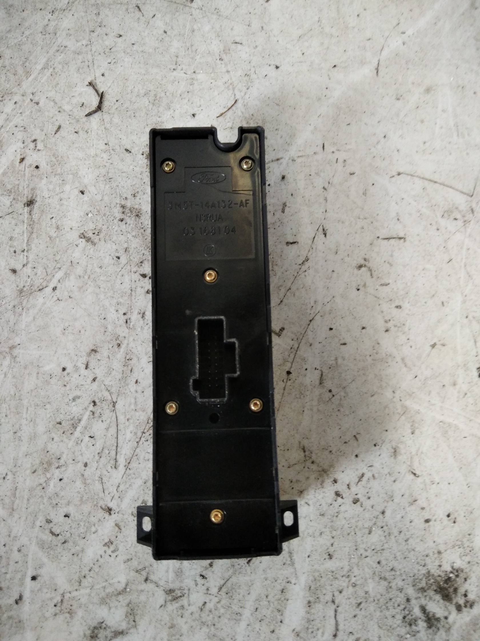 Interruttore alzacristalli porta ant. Interruttore alzacristalli porta ant.