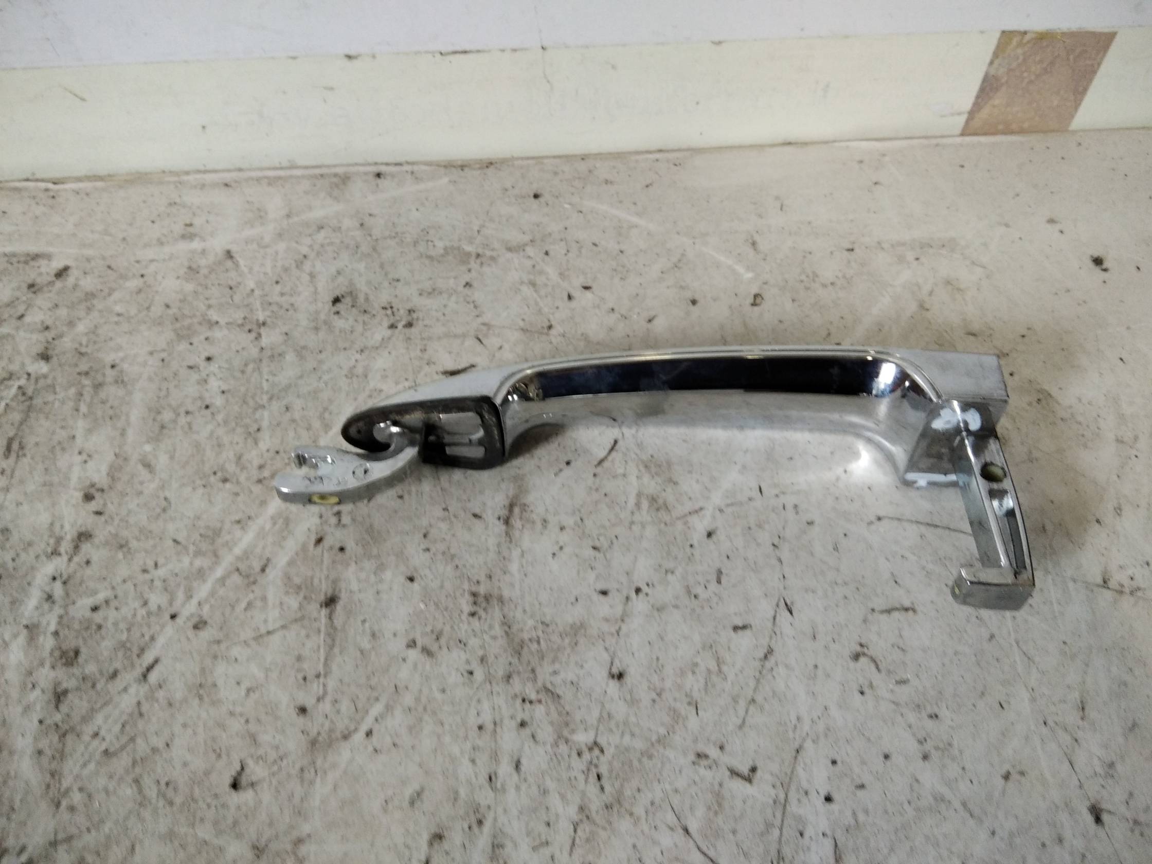 Maniglia porta ant. dx.