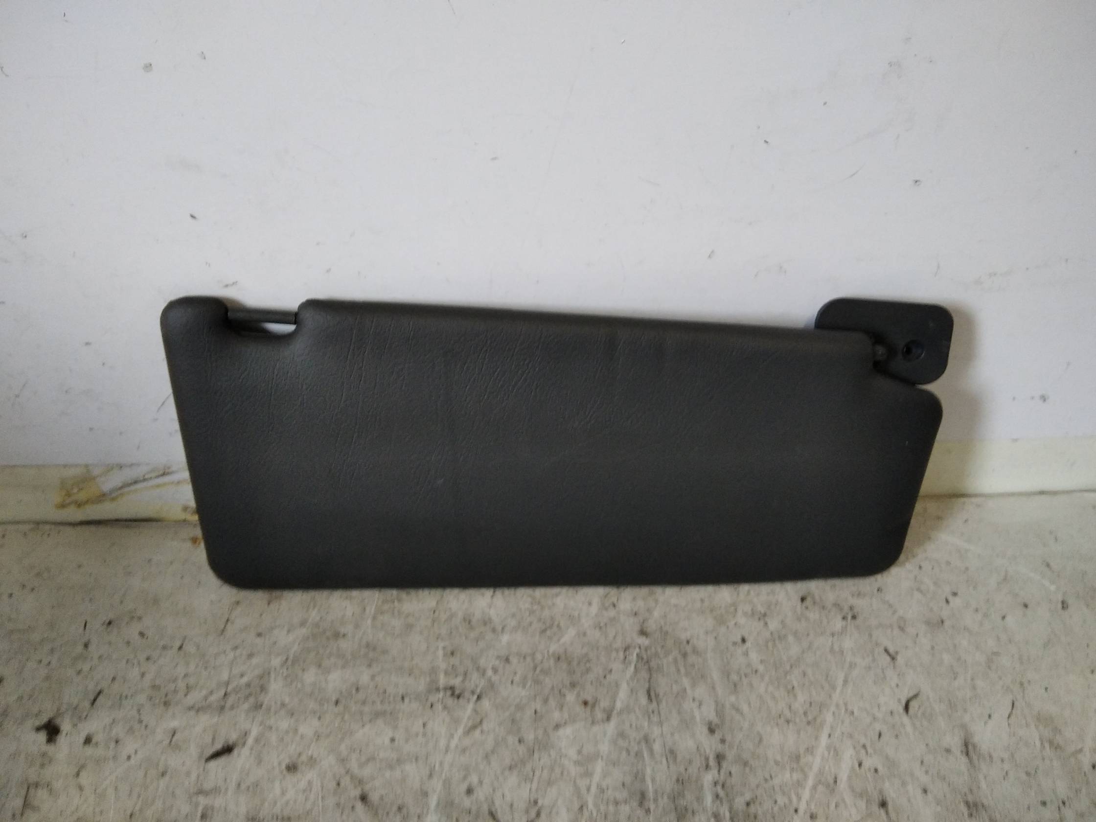 Aletta parasole parabrezza sx.