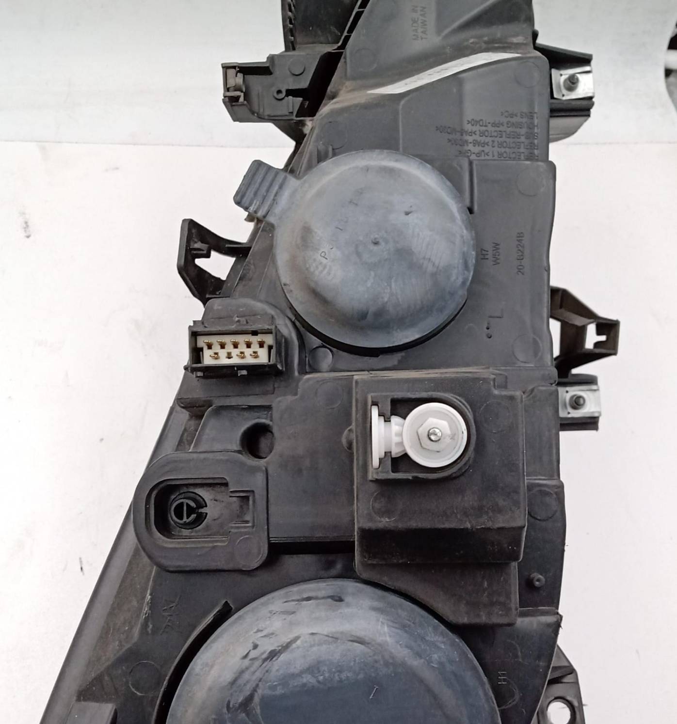 Fanale anteriore sinistro