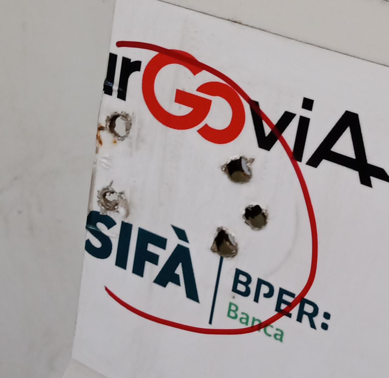 Porta scorrevole destra Porta scorrevole destra