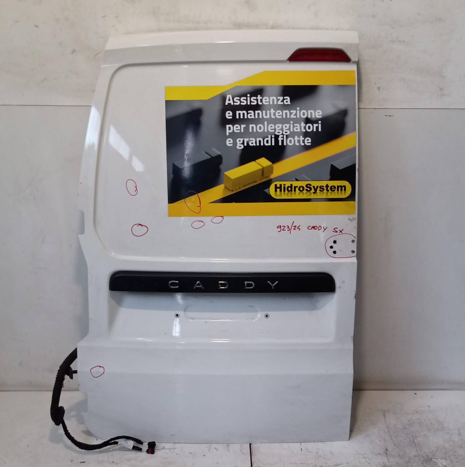 Porta posteriore da carico sinistra Porta posteriore da carico sinistra