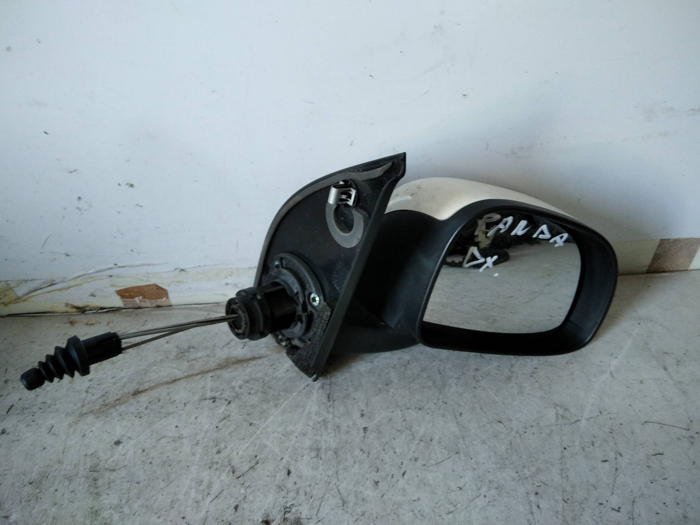 Retrovisore est. dx.