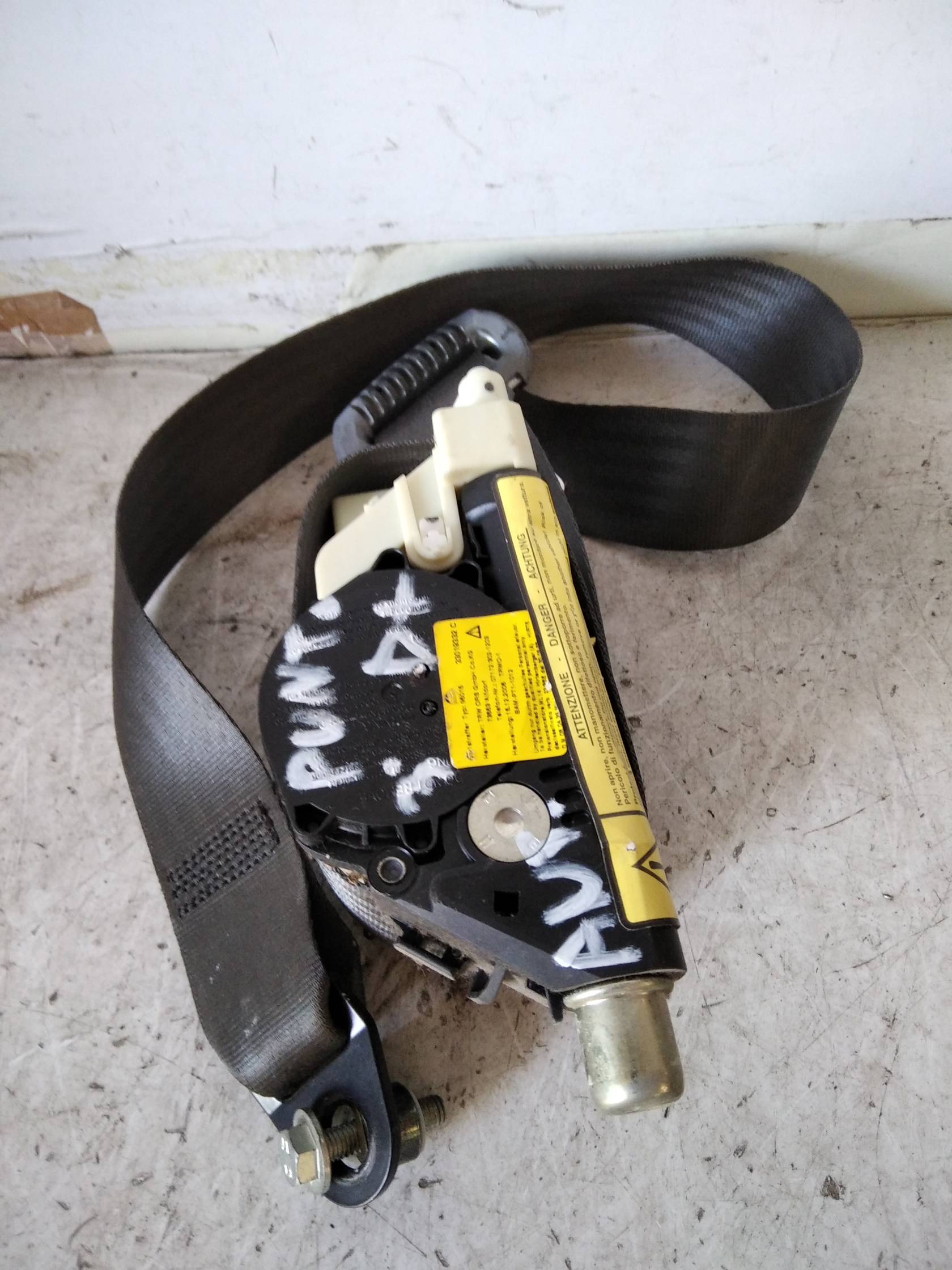 Cintura di sicurezza ant. dx.