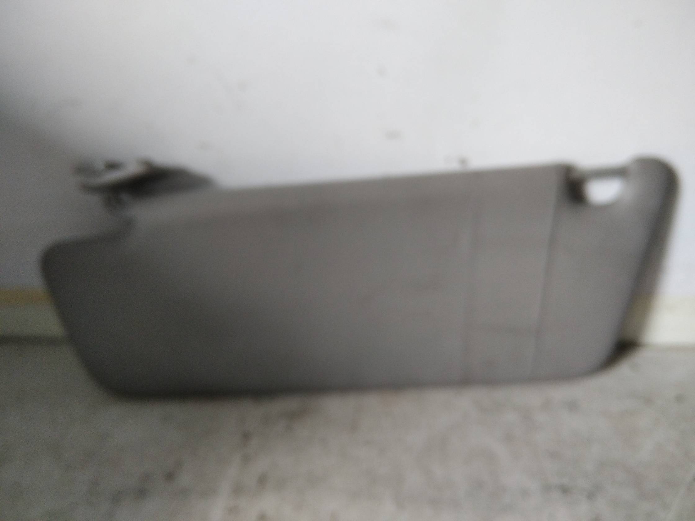 Aletta parasole parabrezza sx.