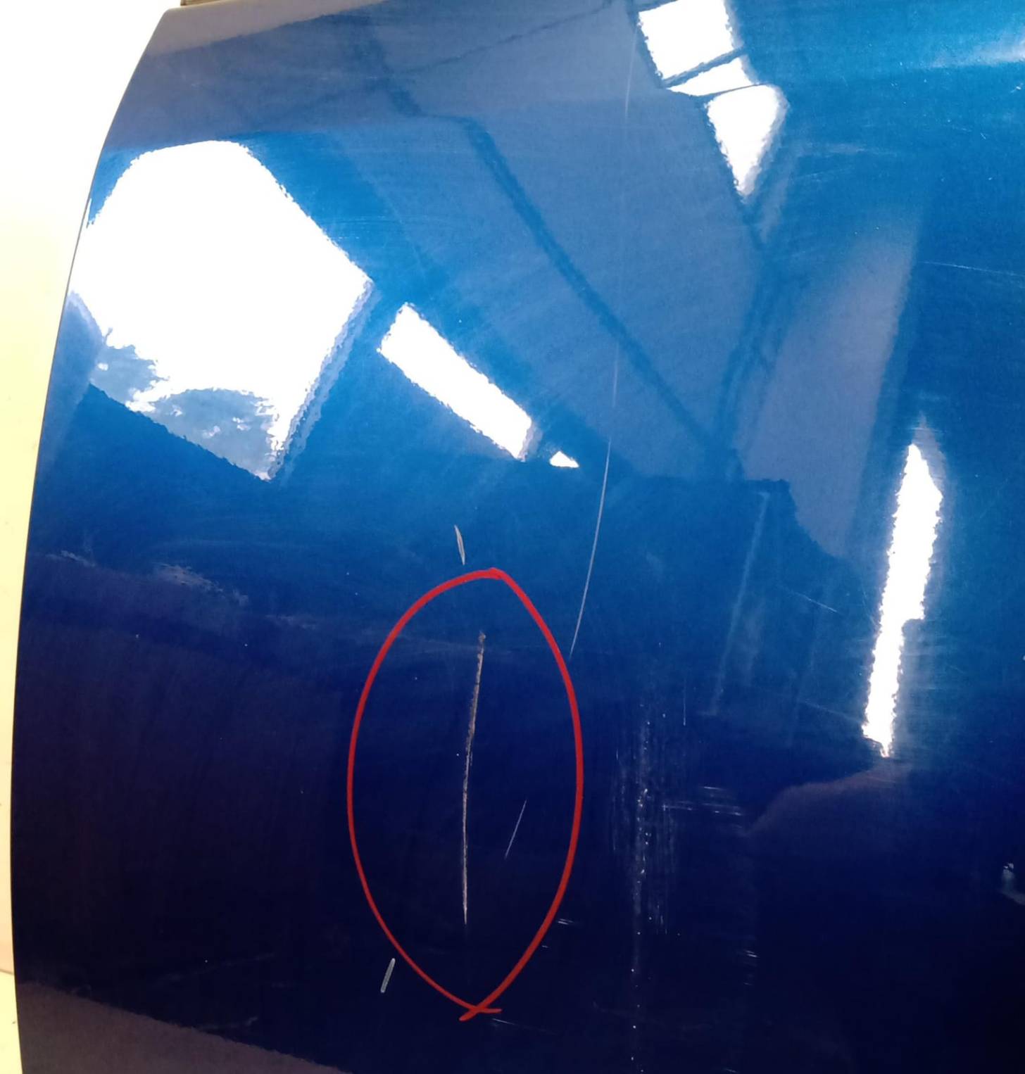 Porta posteriore sinistra Porta posteriore sinistra