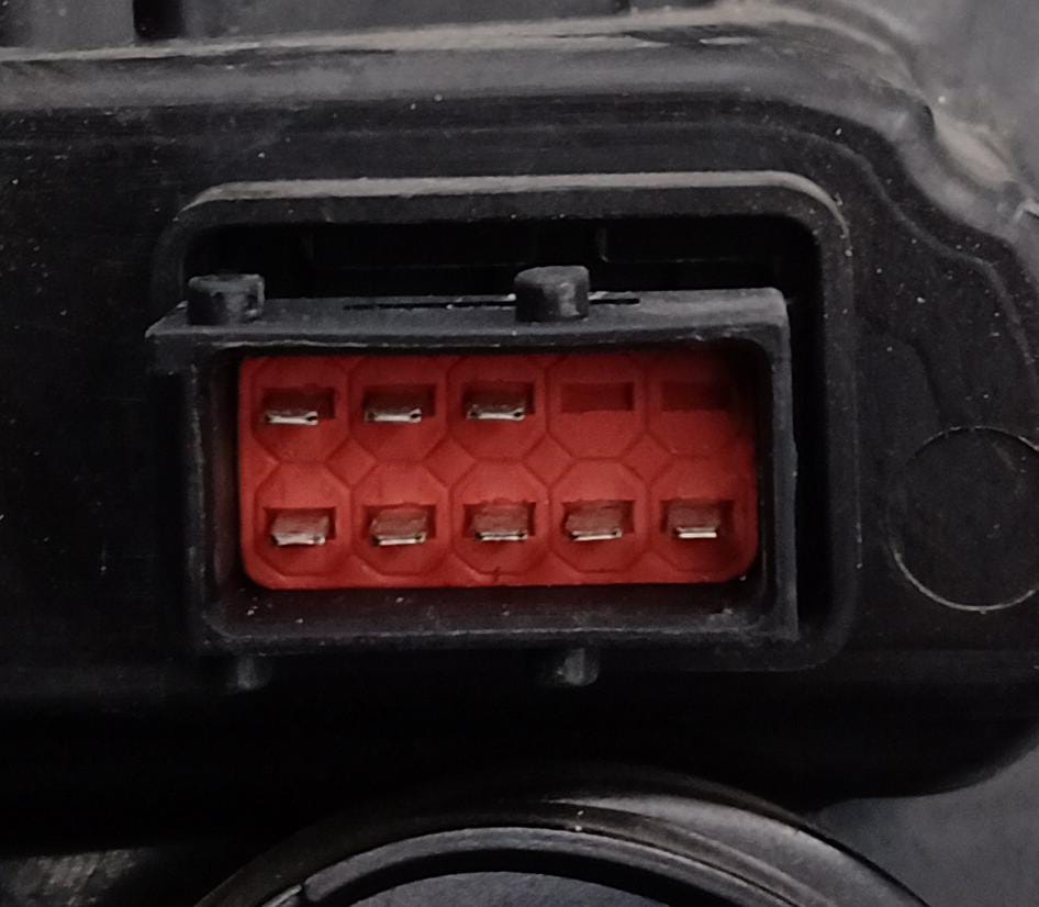 Fanale anteriore sinistro